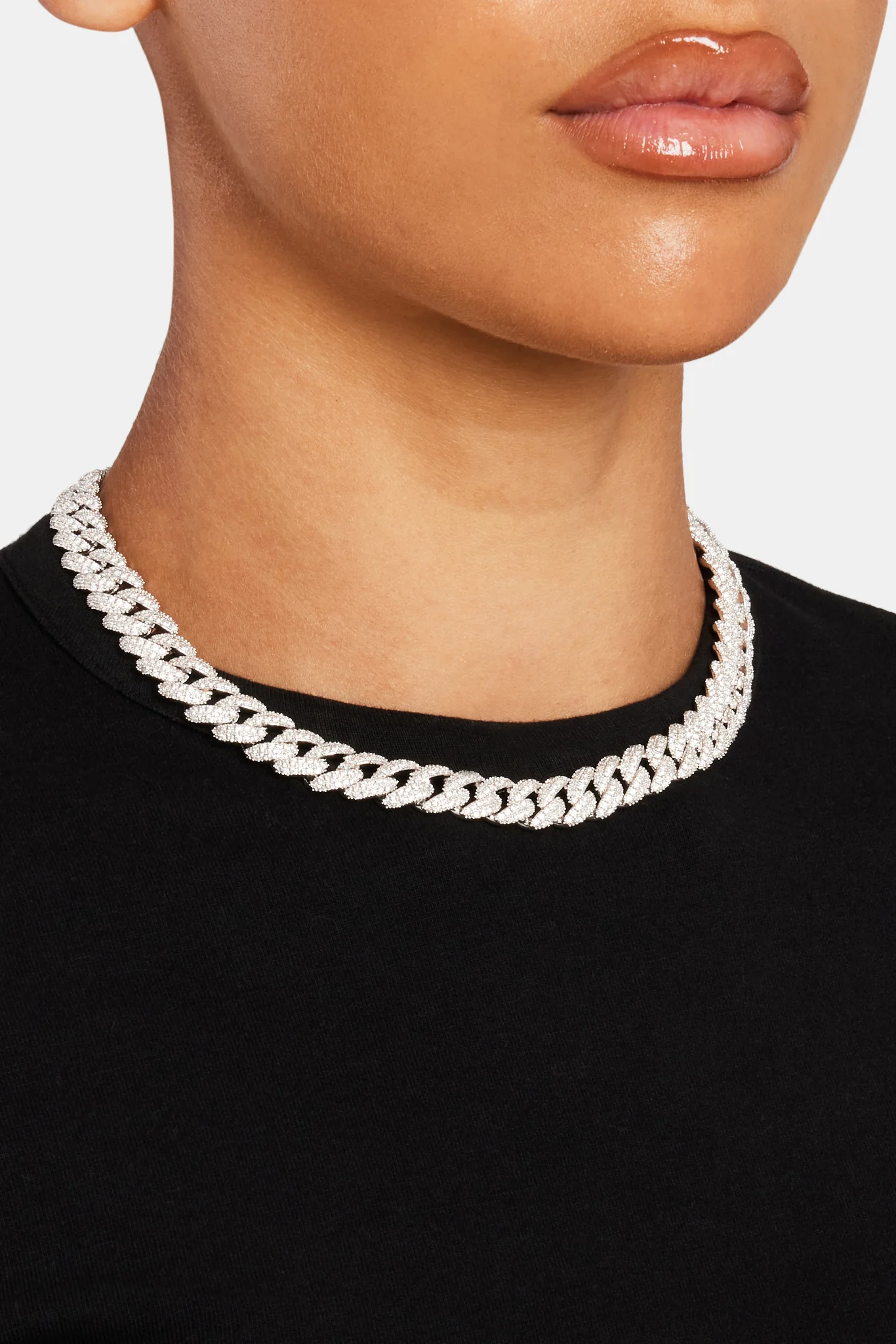 10mm Iced Cuban Link Chain - Image 3