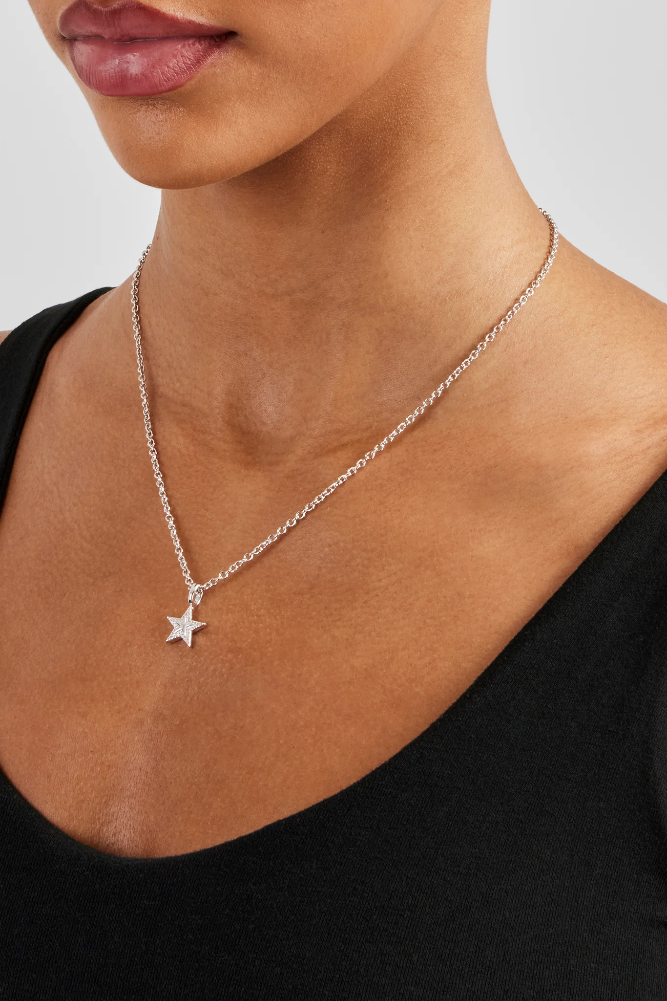 10mm Star Pendant Necklace - White - Image 3