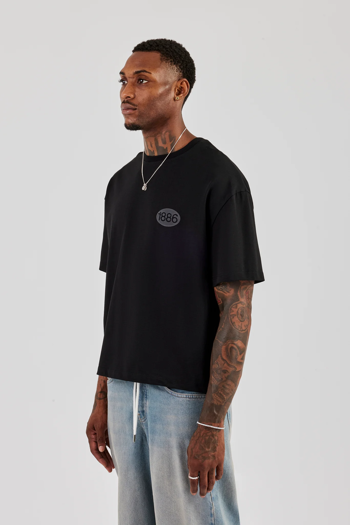 1886 Puff Print Boxy T-Shirt - Black - Image 3
