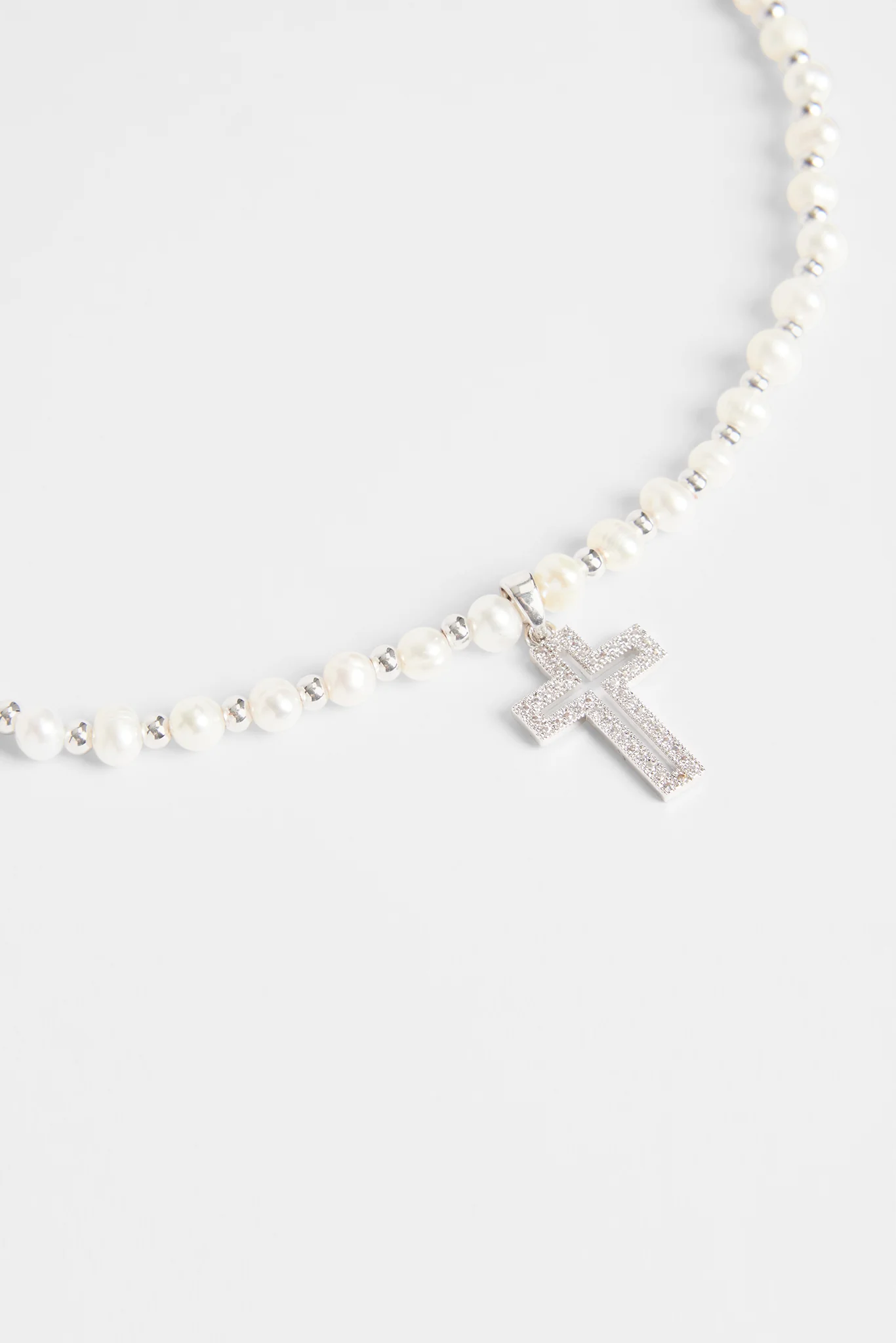 4mm Freshwater Pearl And Bead Necklace With Cross Charm - Image 3