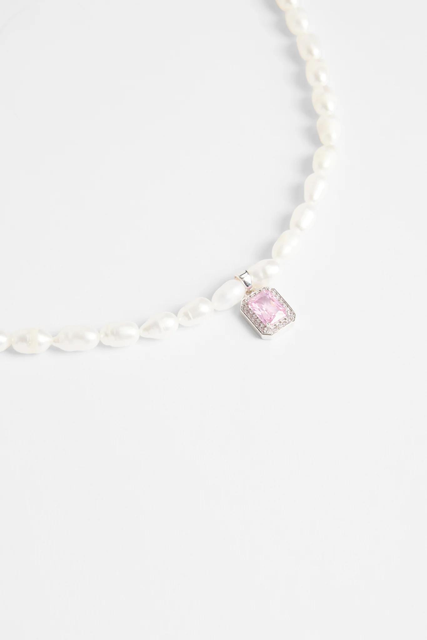 6mm Freshwater Pearl & Pink Gemstone Necklace - Image 4