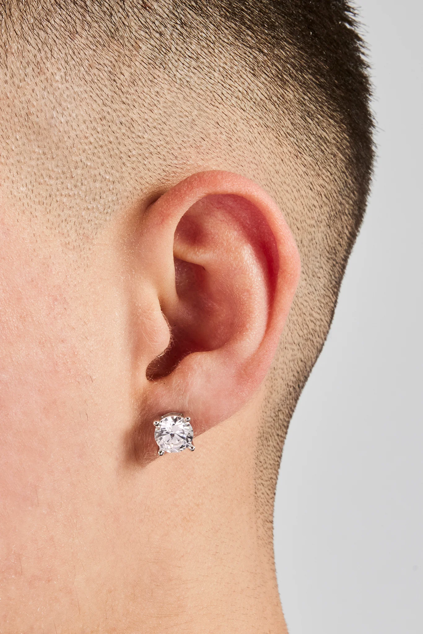 8mm Round Cut Stud Earrings - Image 2