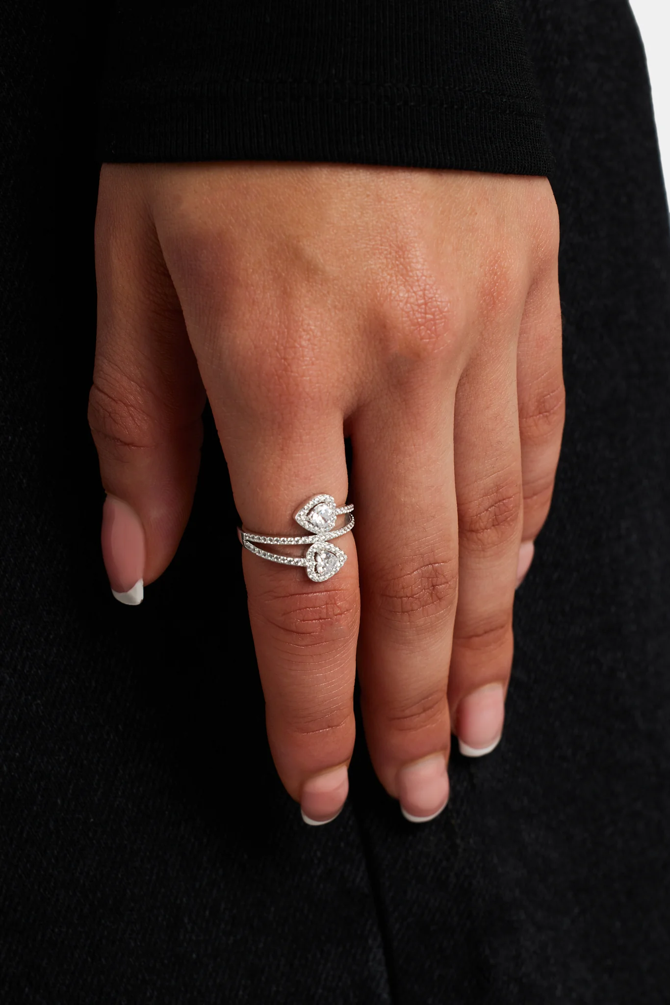 925 15mm Heart CZ Twist Ring - Image 2