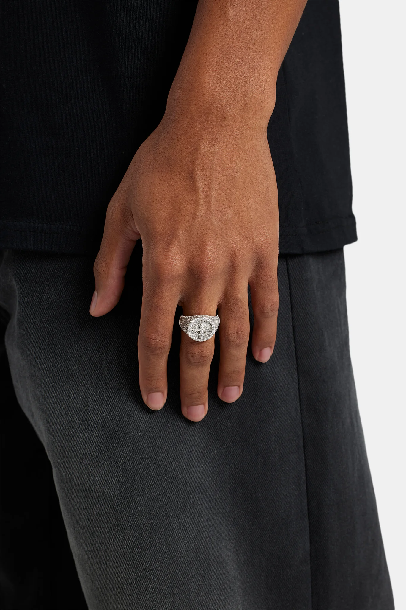 925 Iced Compass Signet Ring - Image 2