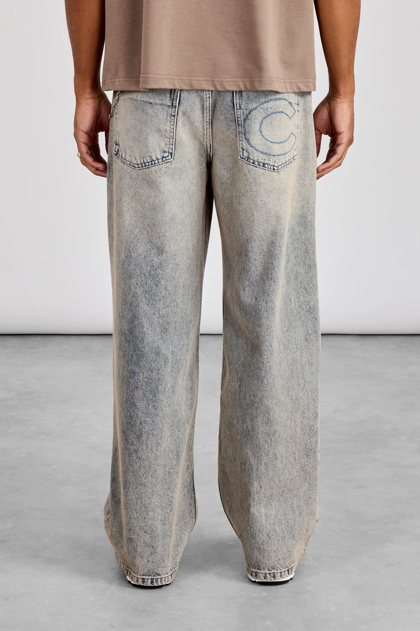 Baggy Applique Jean - Antique Wash - Image 4