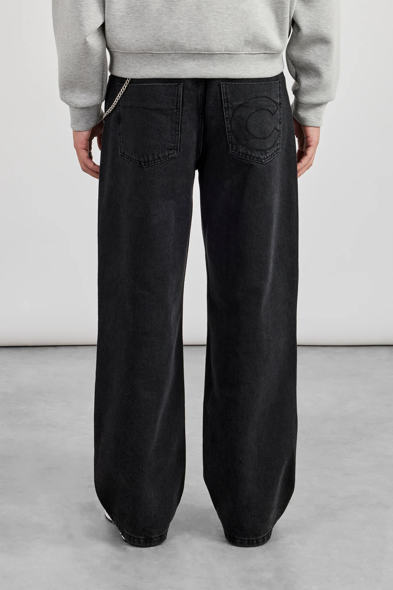 Baggy Carpenter Jean - Washed Black - Image 4