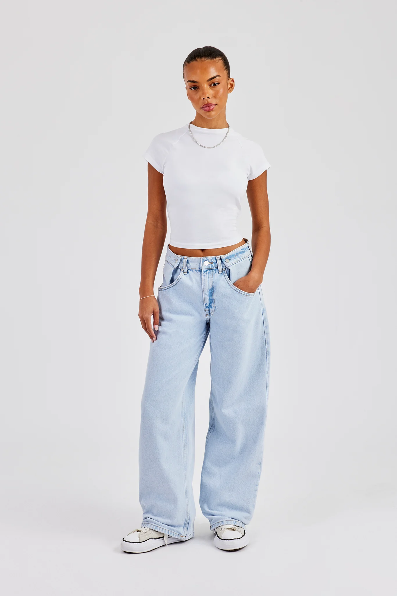 Baggy Fit Button Detail Jeans - Light Blue - Image 3