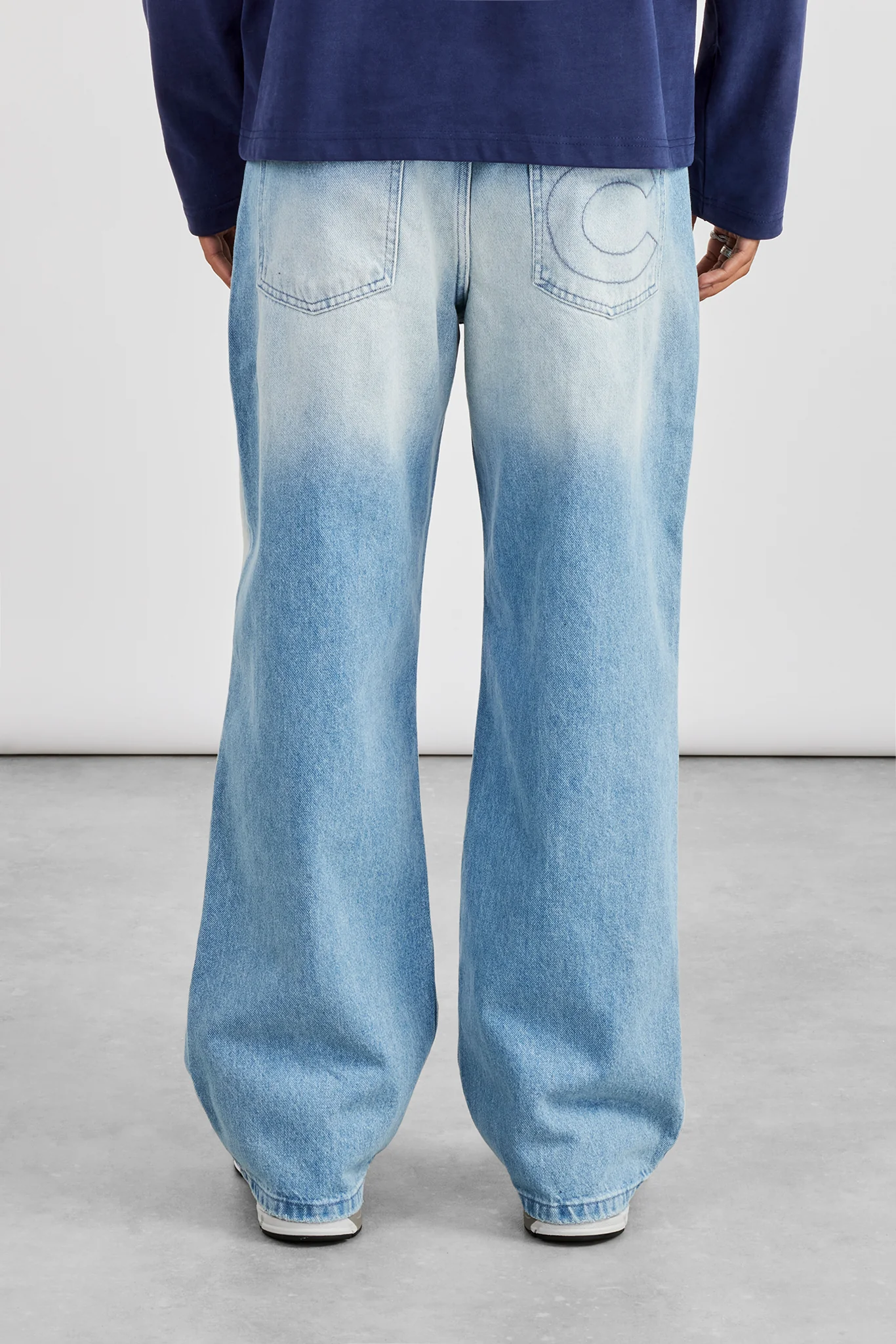 Baggy Ripped Knee Jean - Light Blue - Image 3