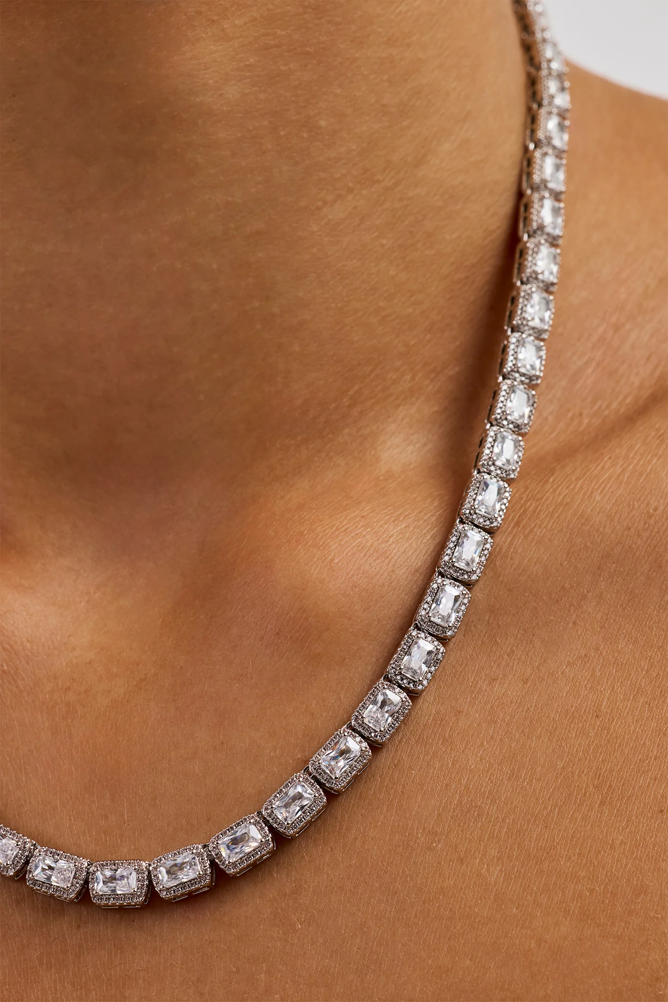 Baguette Cluster Chain - 5mm - White - Image 2