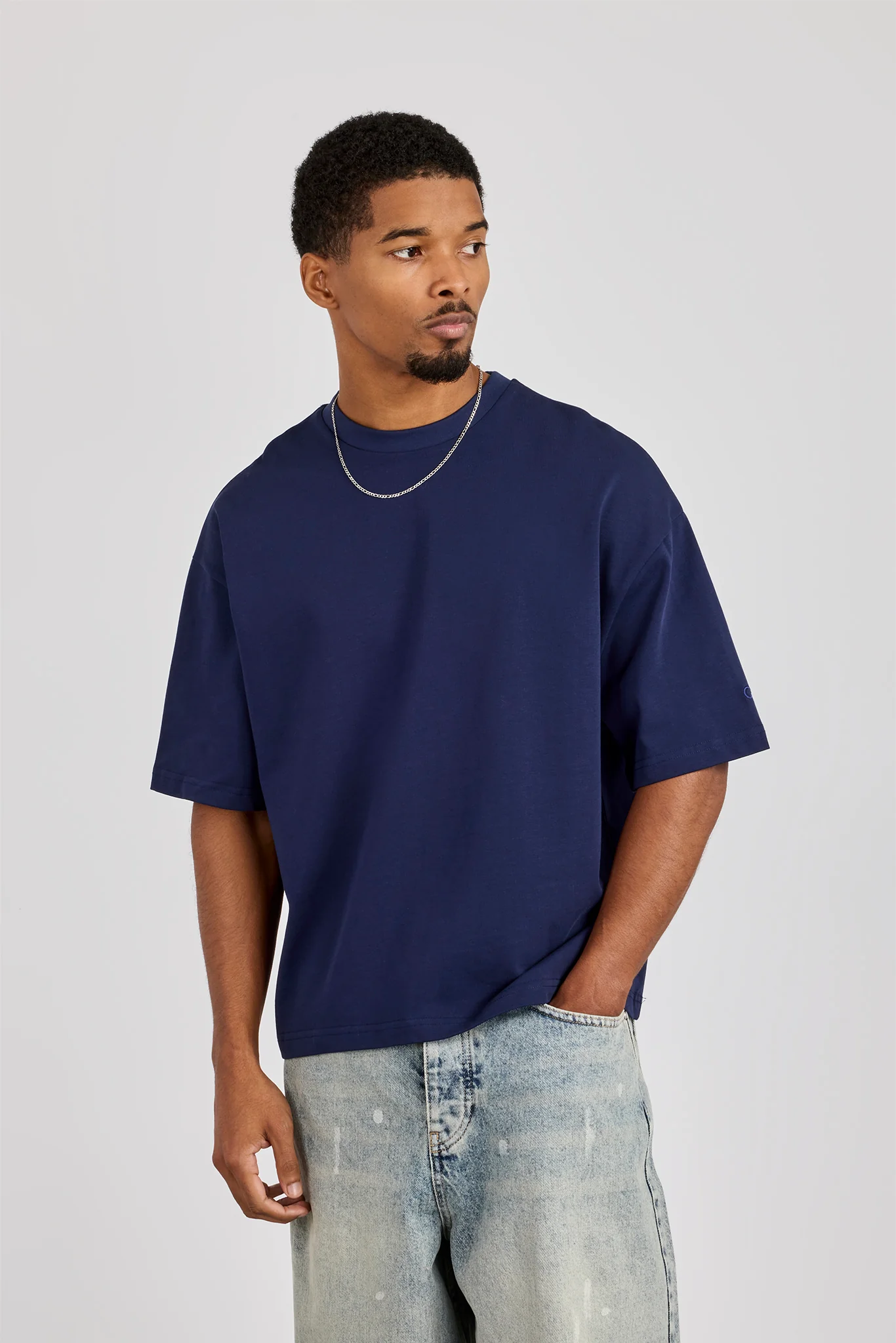 Cernucci Boxy T-Shirt - Navy Blue - Image 4