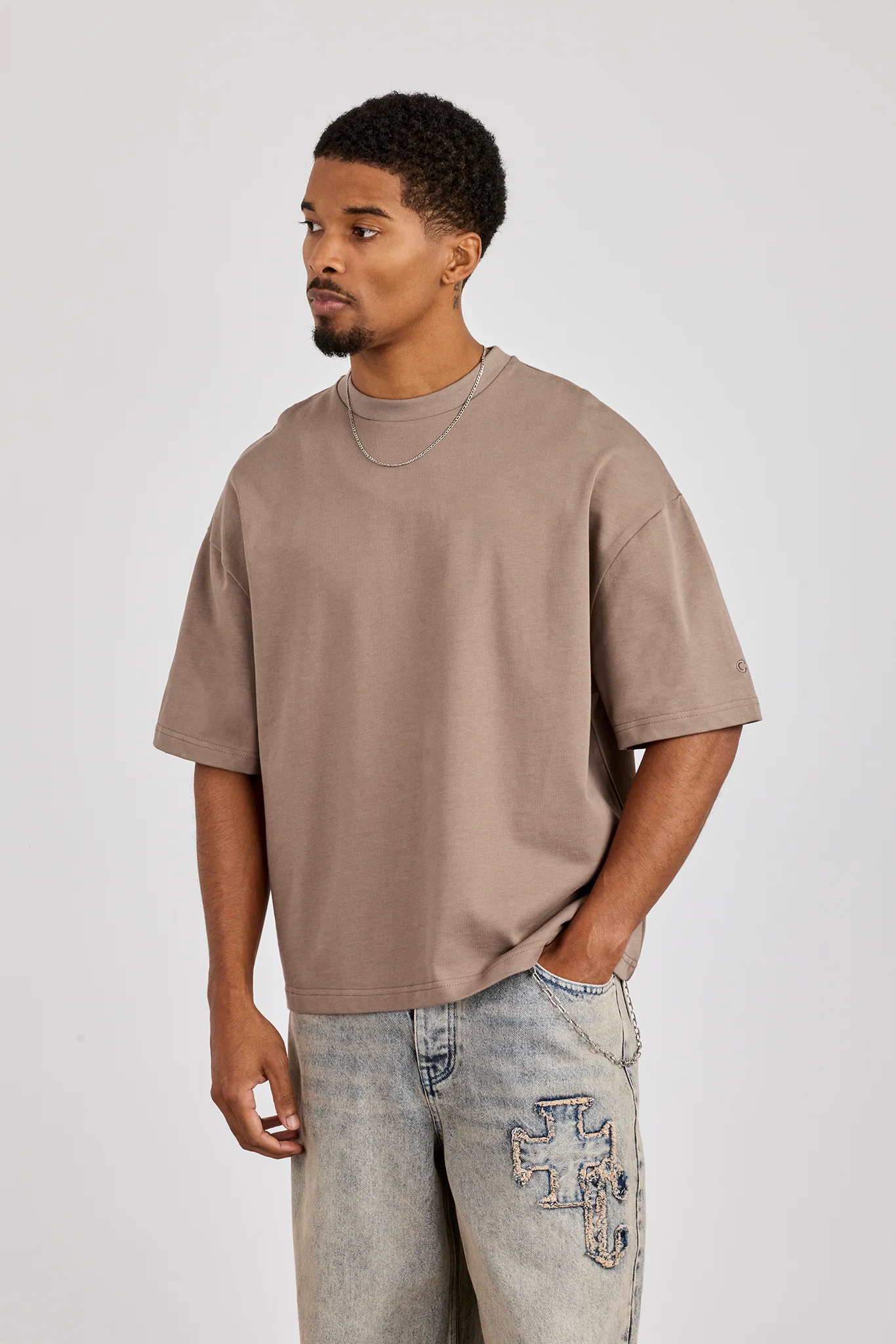 Cernucci Boxy T-Shirt - Taupe - Image 4