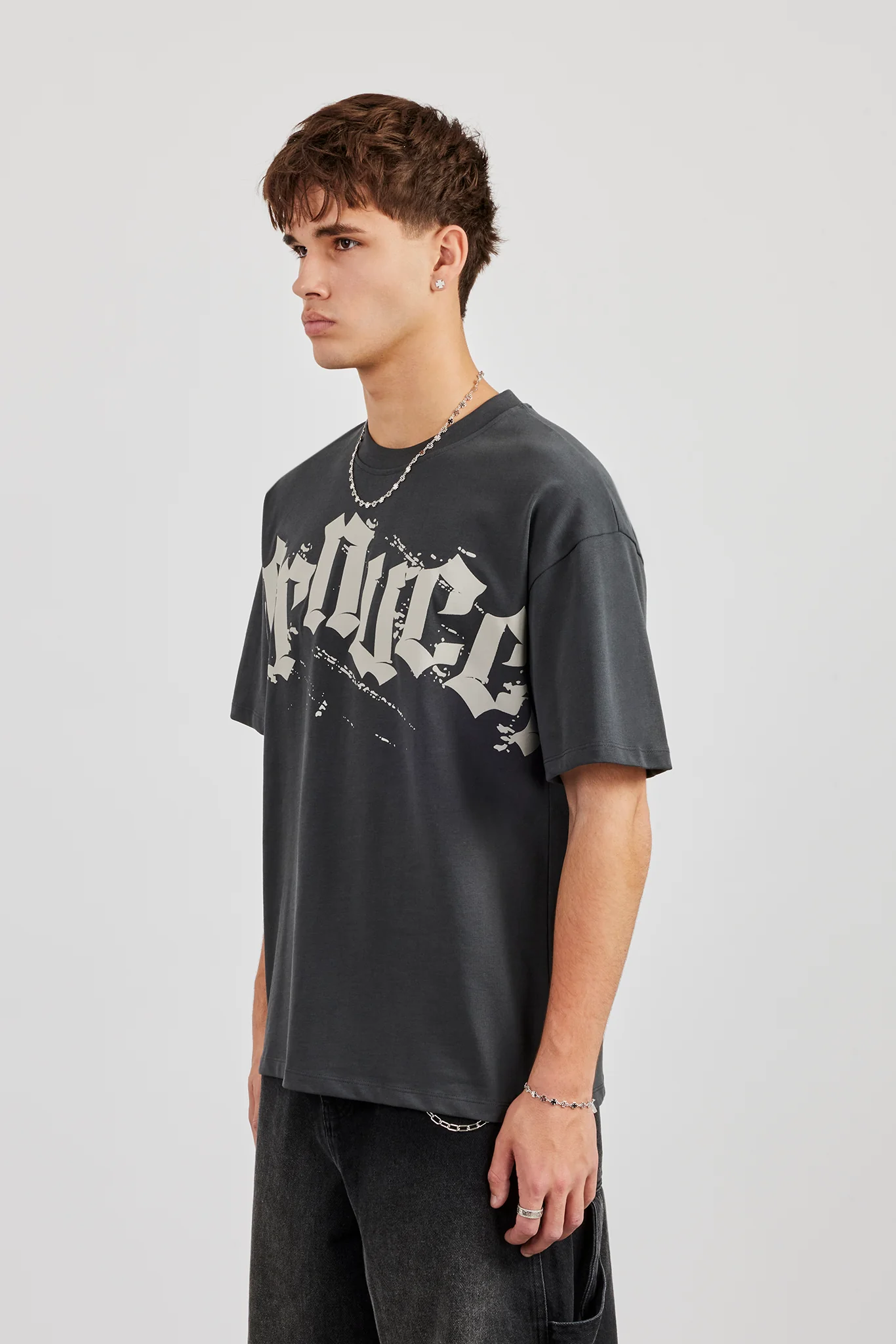 Cernucci Chest Print Oversized T-Shirt - Charcoal - Image 2