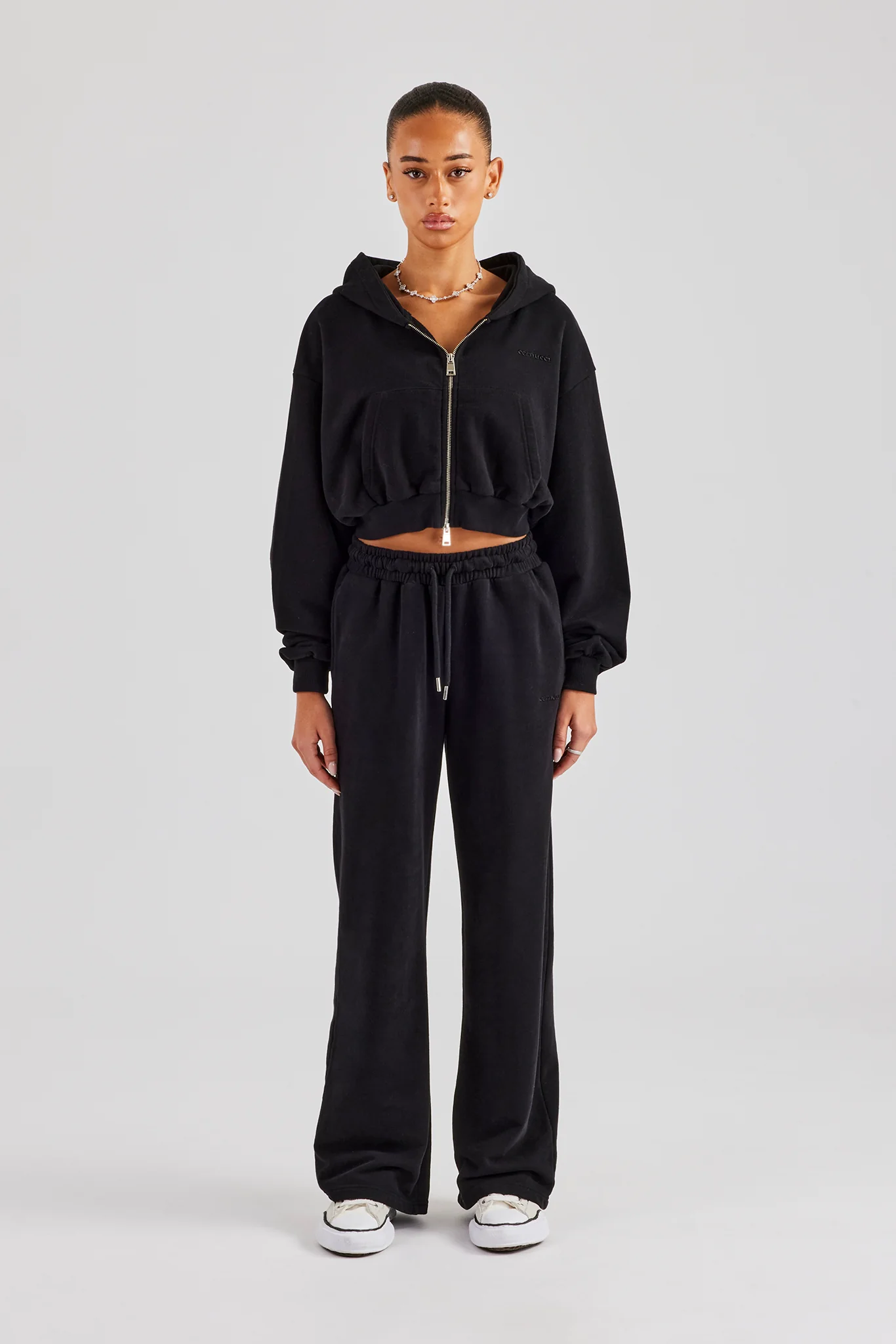 Cernucci Cropped Zip Through Hoodie & Wide Leg Jogger - Black - Image 3