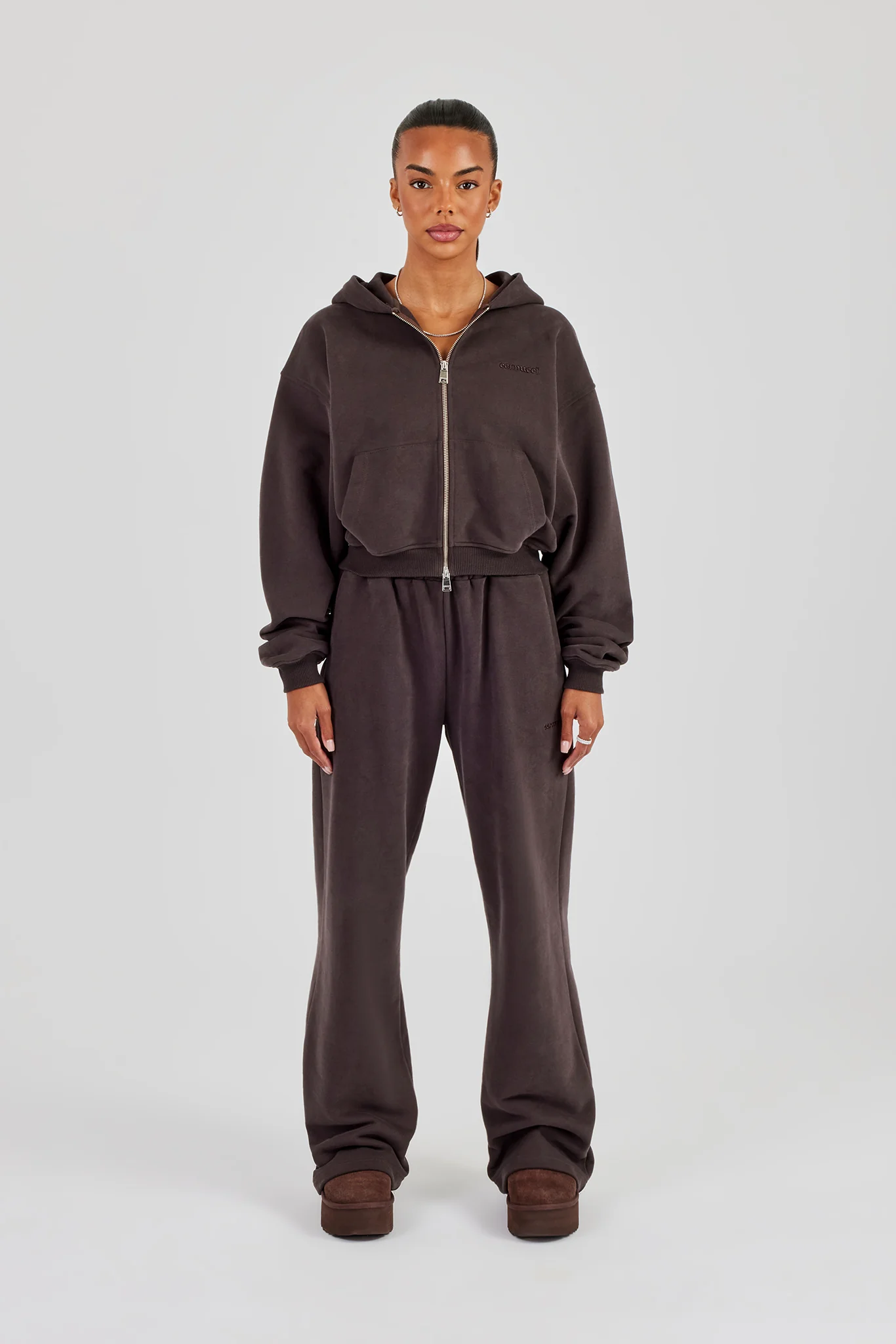 Cernucci Cropped Zip Through Hoodie & Wide Leg Jogger - Coffee - Image 3