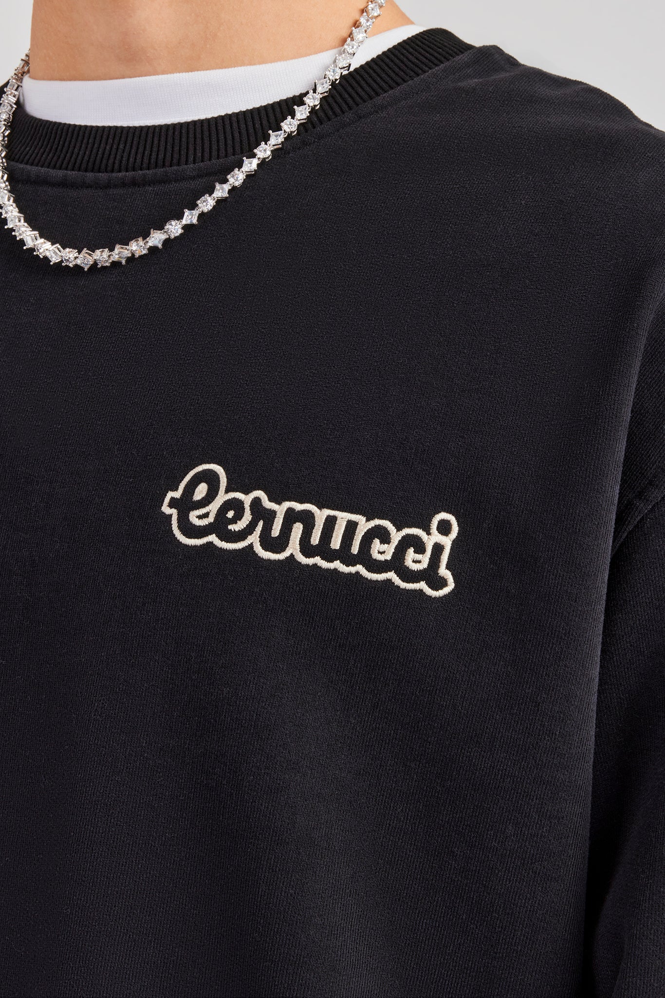 Cernucci Embroidered Oversized Sweatshirt - Black - Image 2