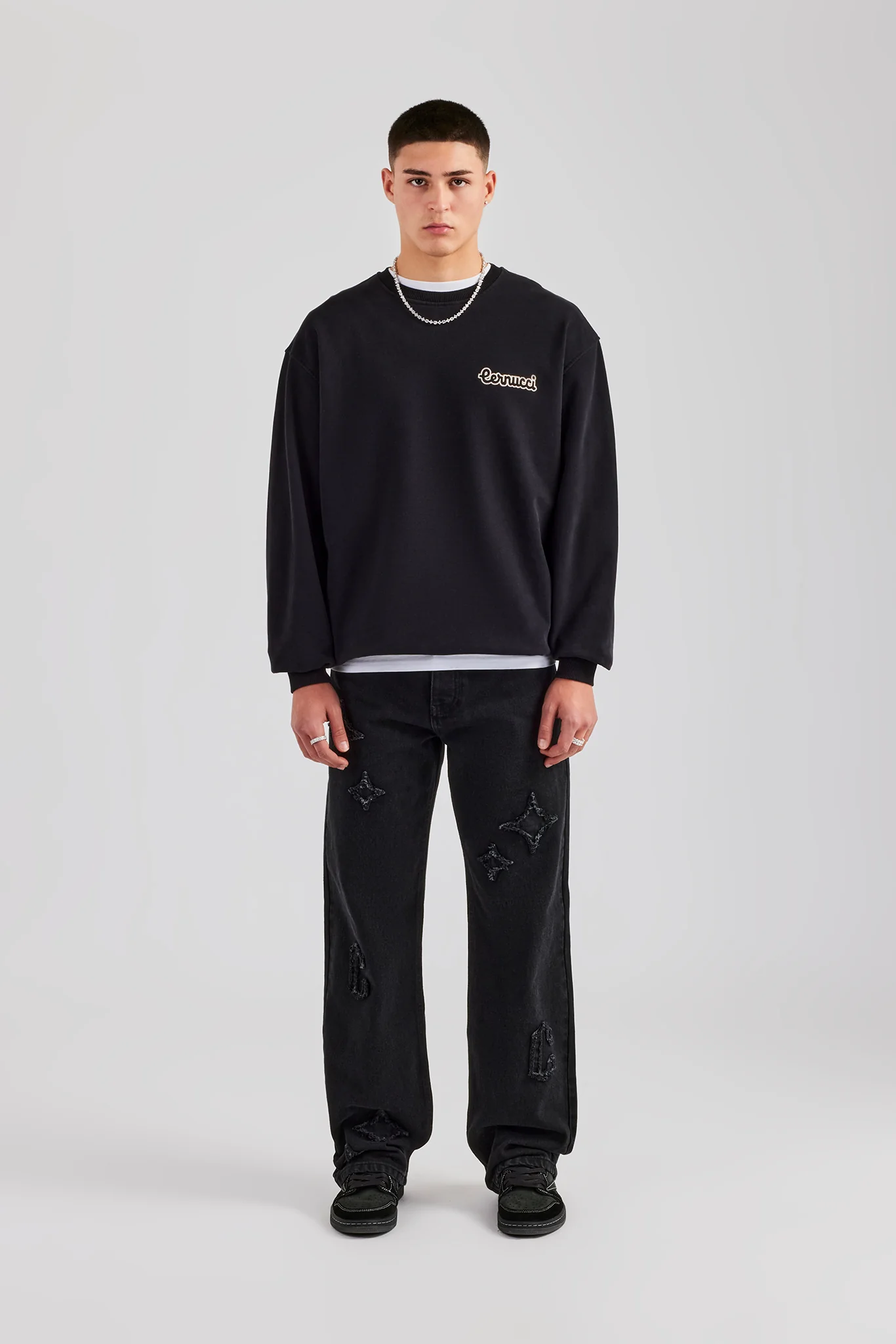 Cernucci Embroidered Oversized Sweatshirt - Black - Image 3