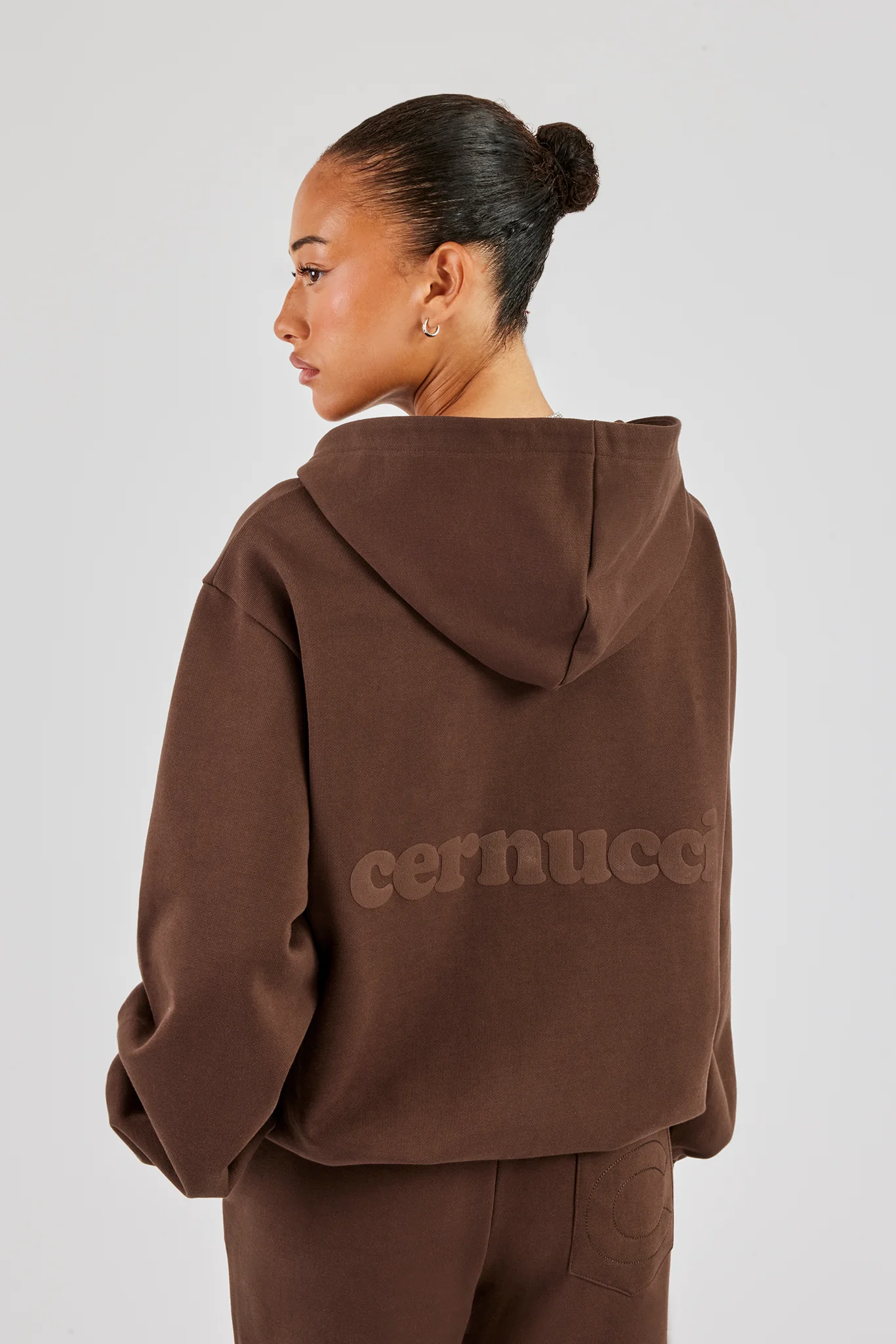 Cernucci Oversized Zip Through Hoodie - Chocolate - Image 2