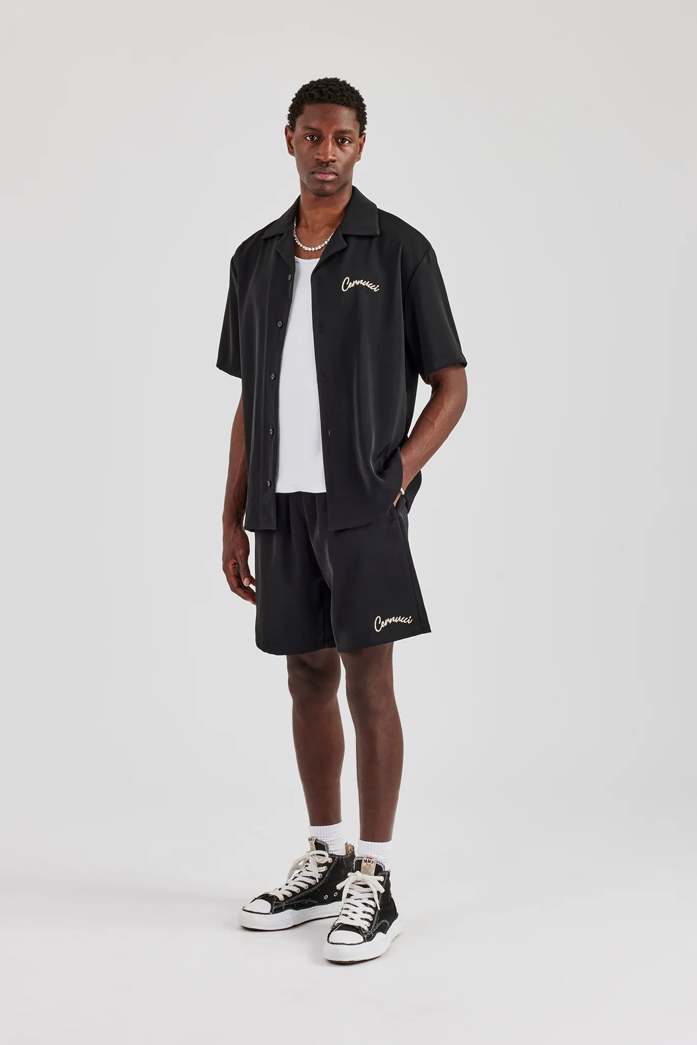 Cernucci Script Relaxed Short - Black - Image 5