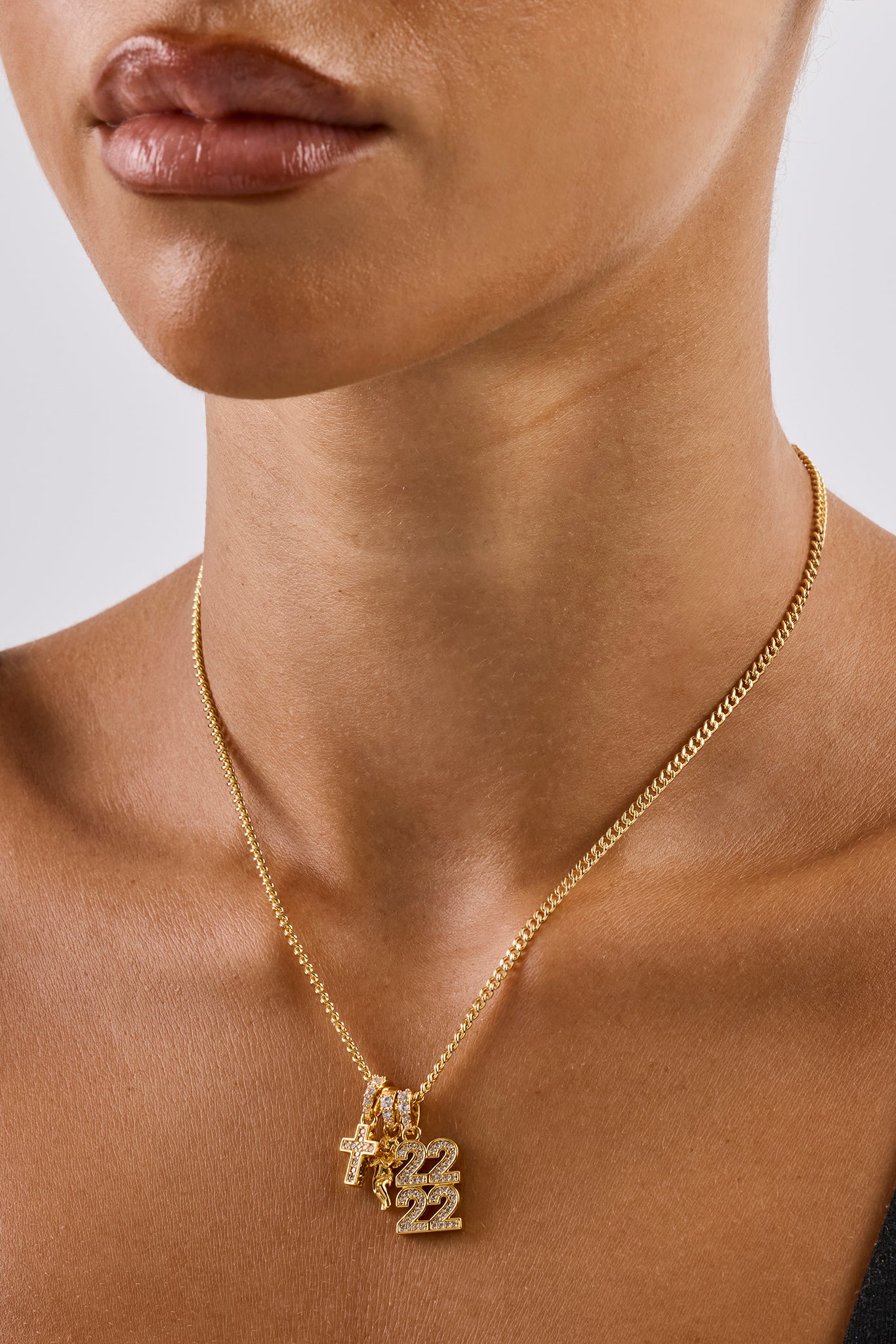 Cherub Triple Motif Necklace - 12mm - Gold - Image 2