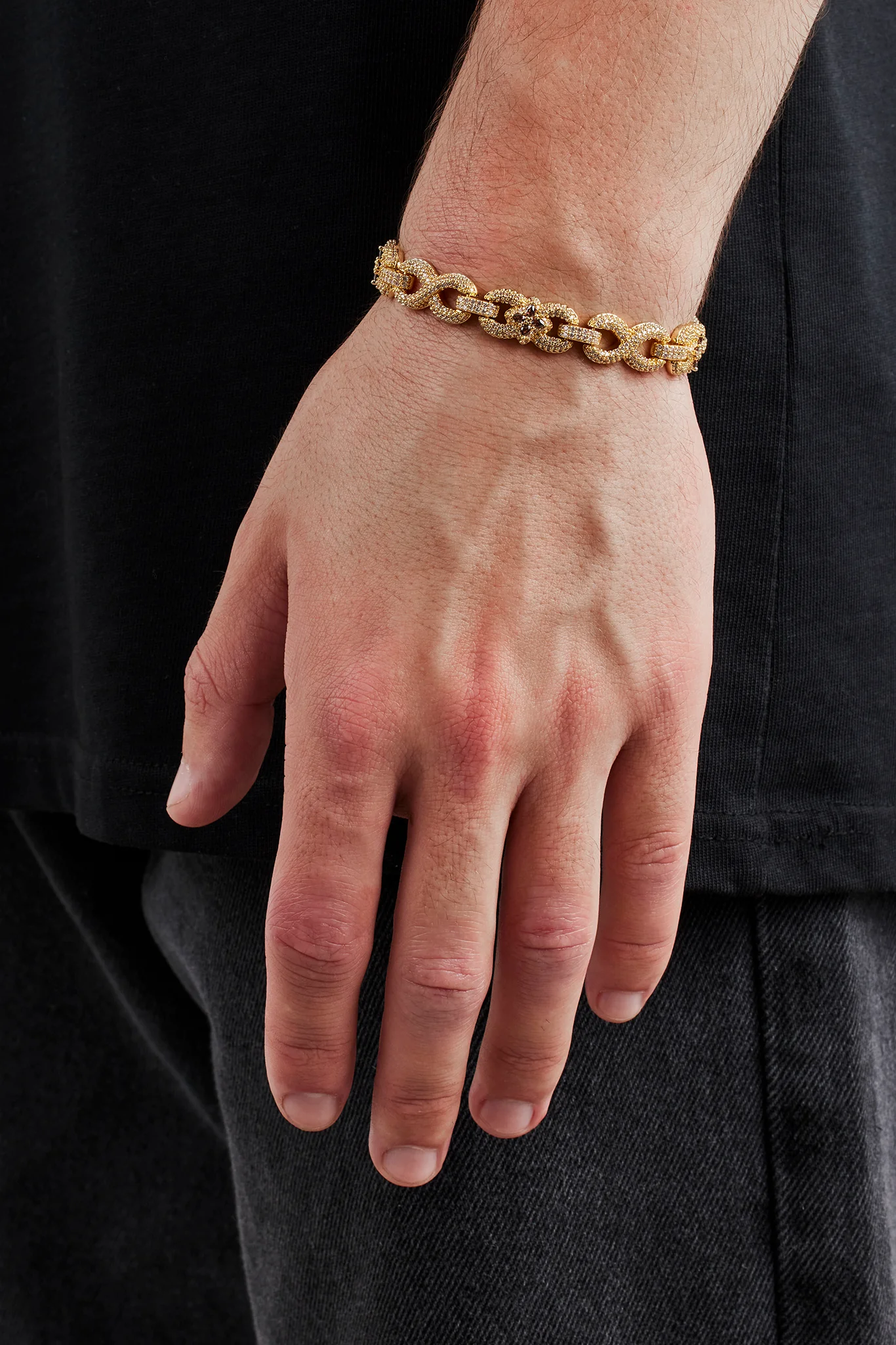Chocolate Baguette Motif Infinity Bracelet - 10mm - Gold - Image 2