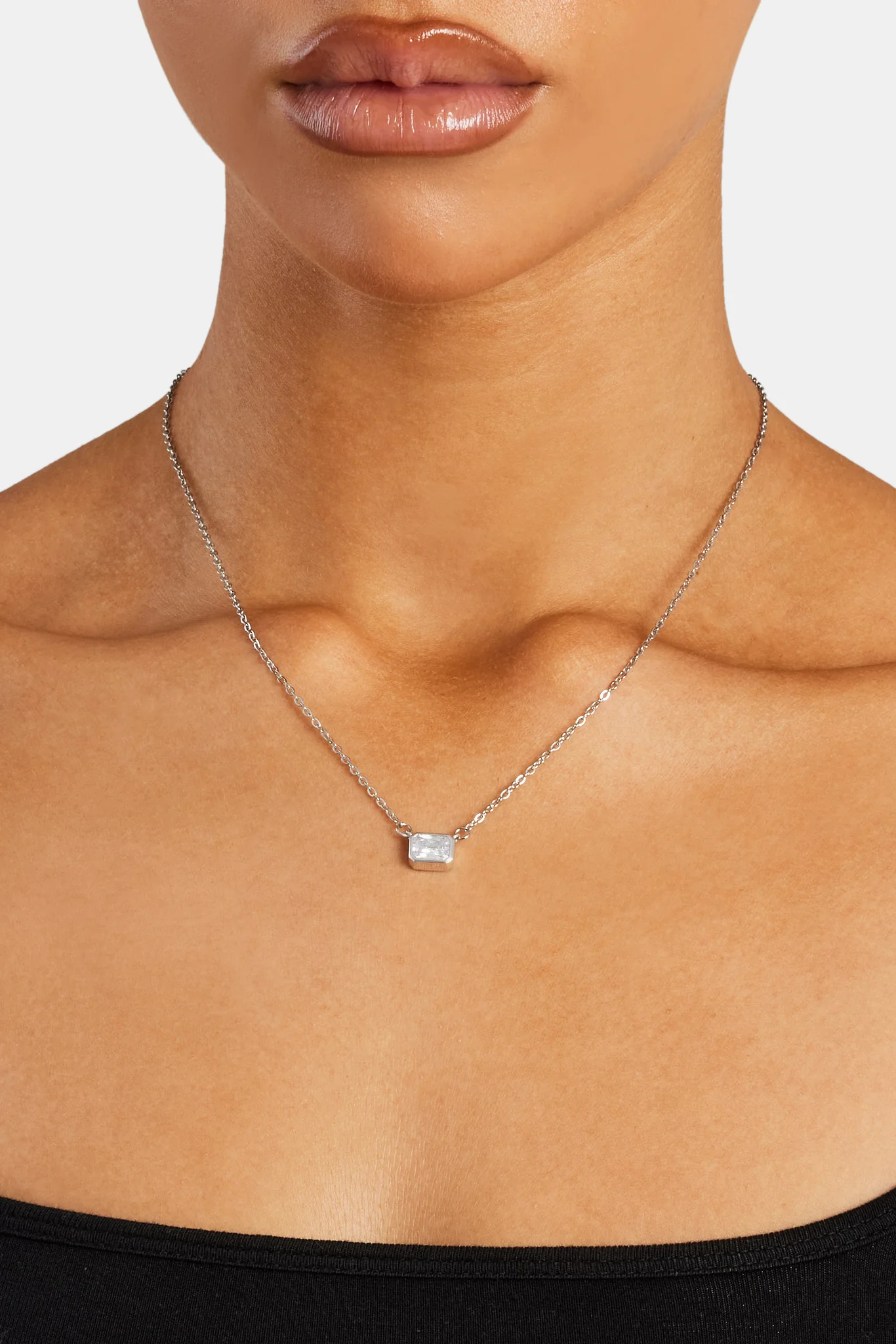 Clear Gemstone Necklace - White - Image 2