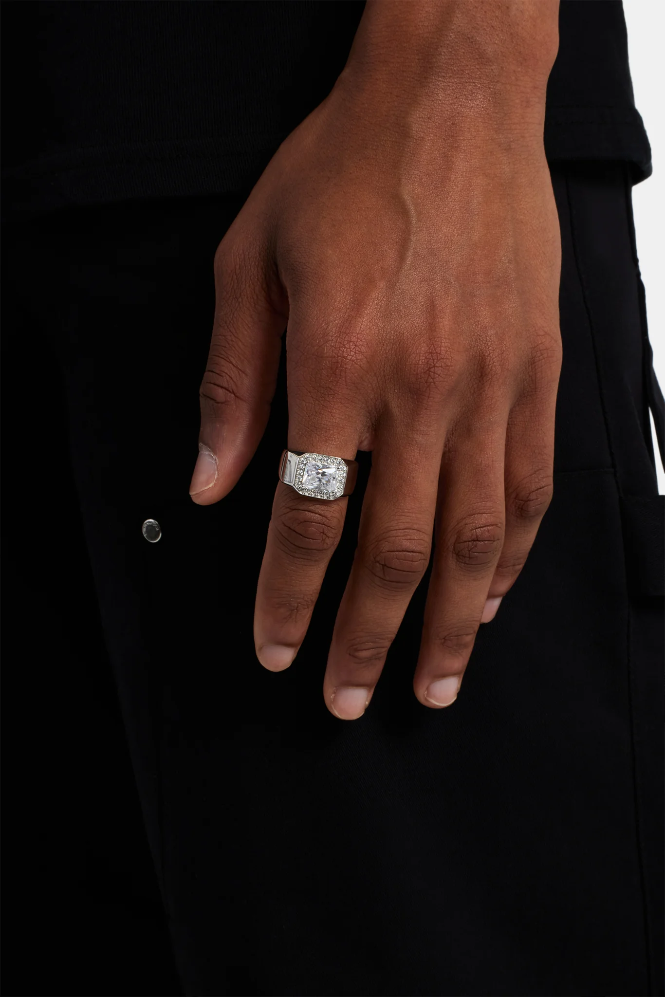 Clear Stone Polished Band Ring - 14mm - Image 2