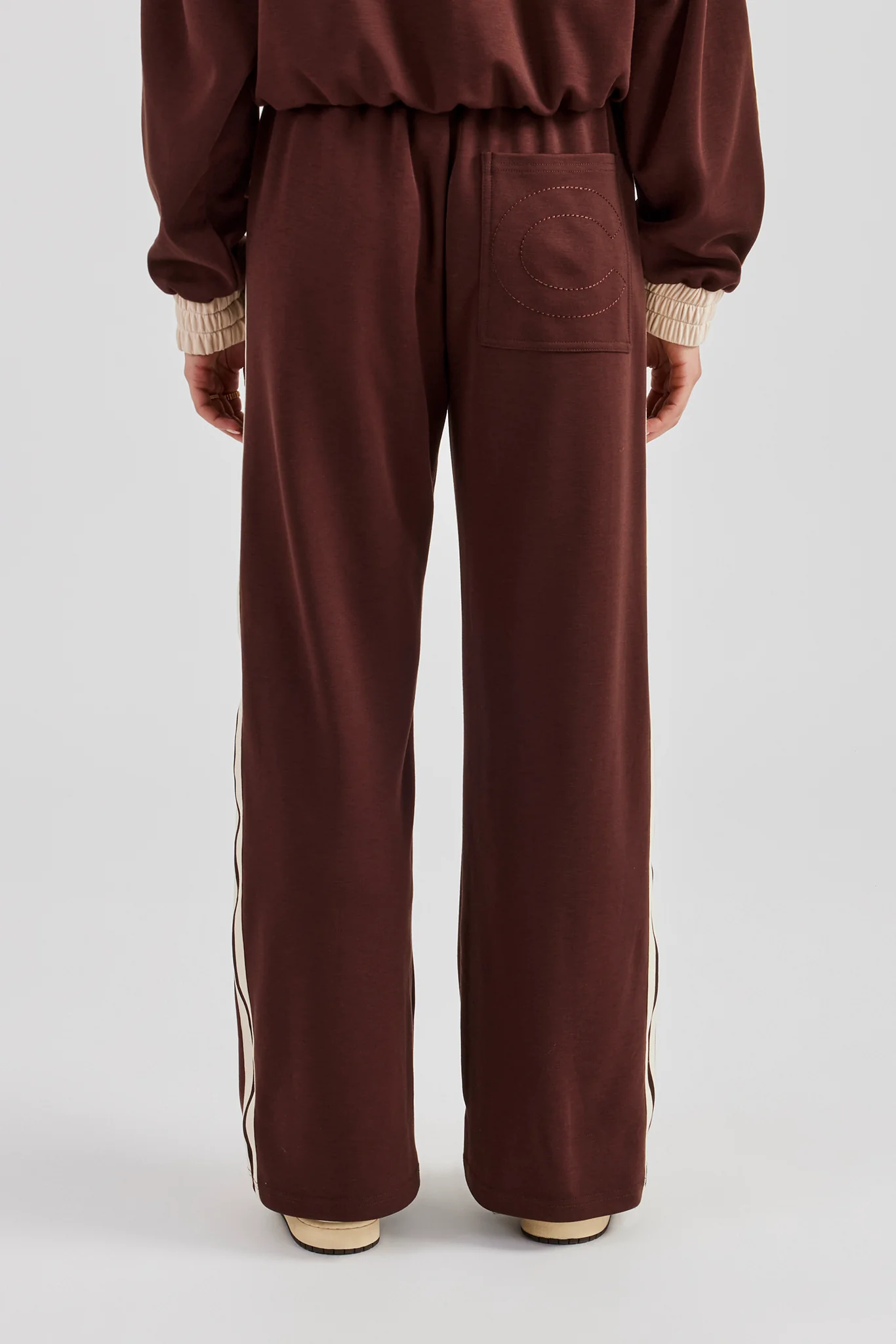 Colour Block Wide Leg Track Pant - Chocolate - Image 4