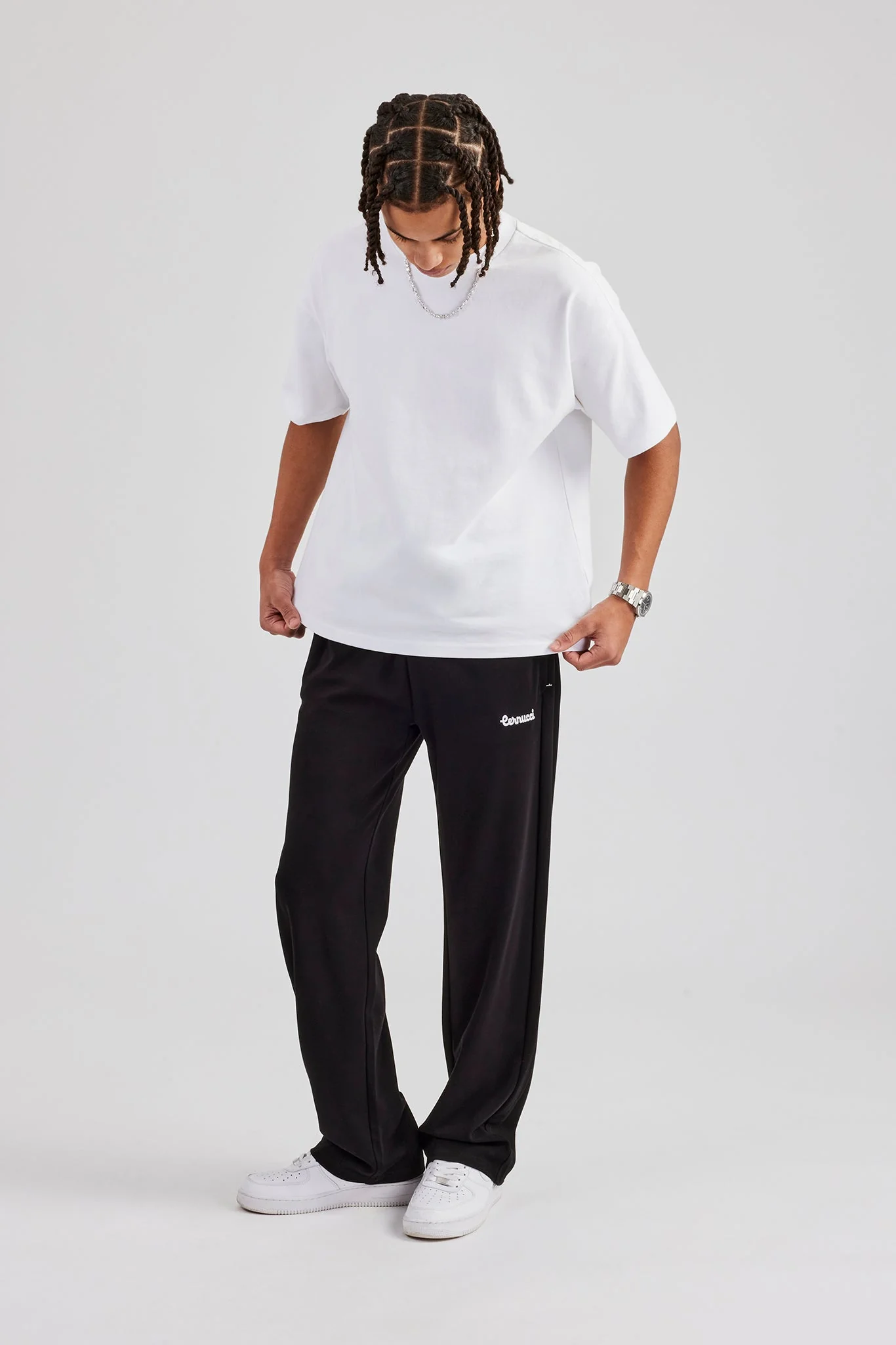 Contrast Embroidery Straight Leg Jogger - Black - Image 4