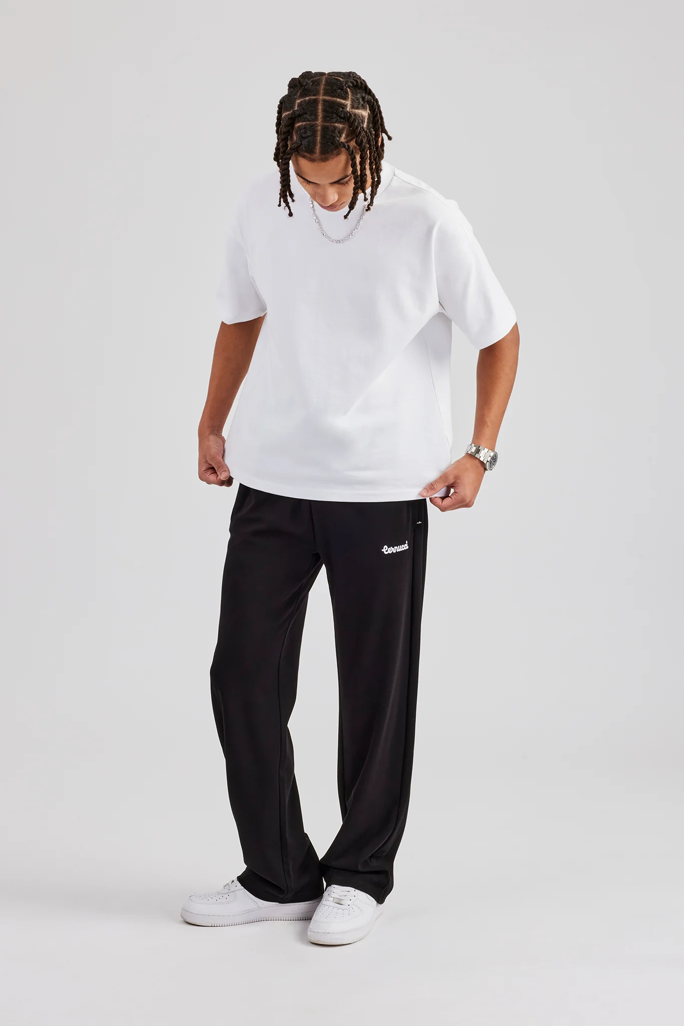 Contrast Embroidery Straight Leg Jogger - Black - Image 9