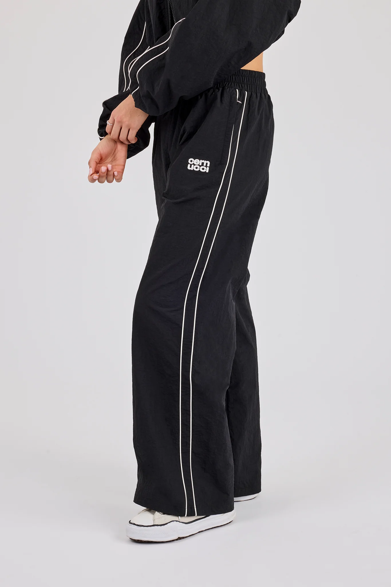 Crinkle Nylon Piping Wide Leg Jogger - Black - Image 3