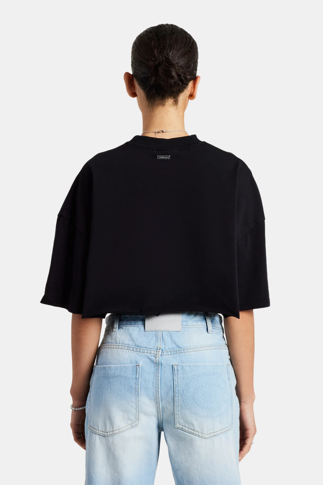 Cropped Favela Graphic T-Shirt - Image 3