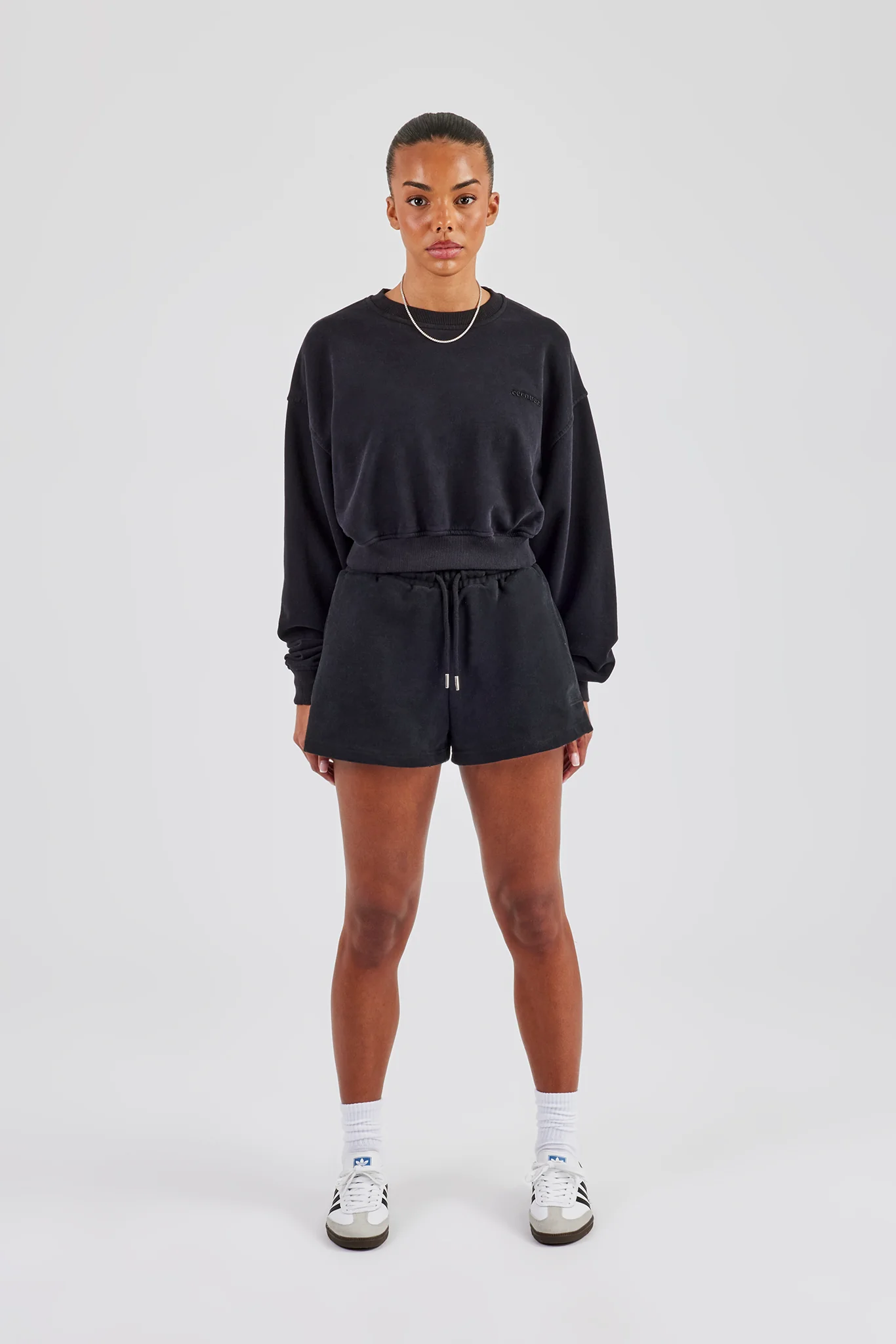 Cropped Sweater & Embroidered Short - Black - Image 4