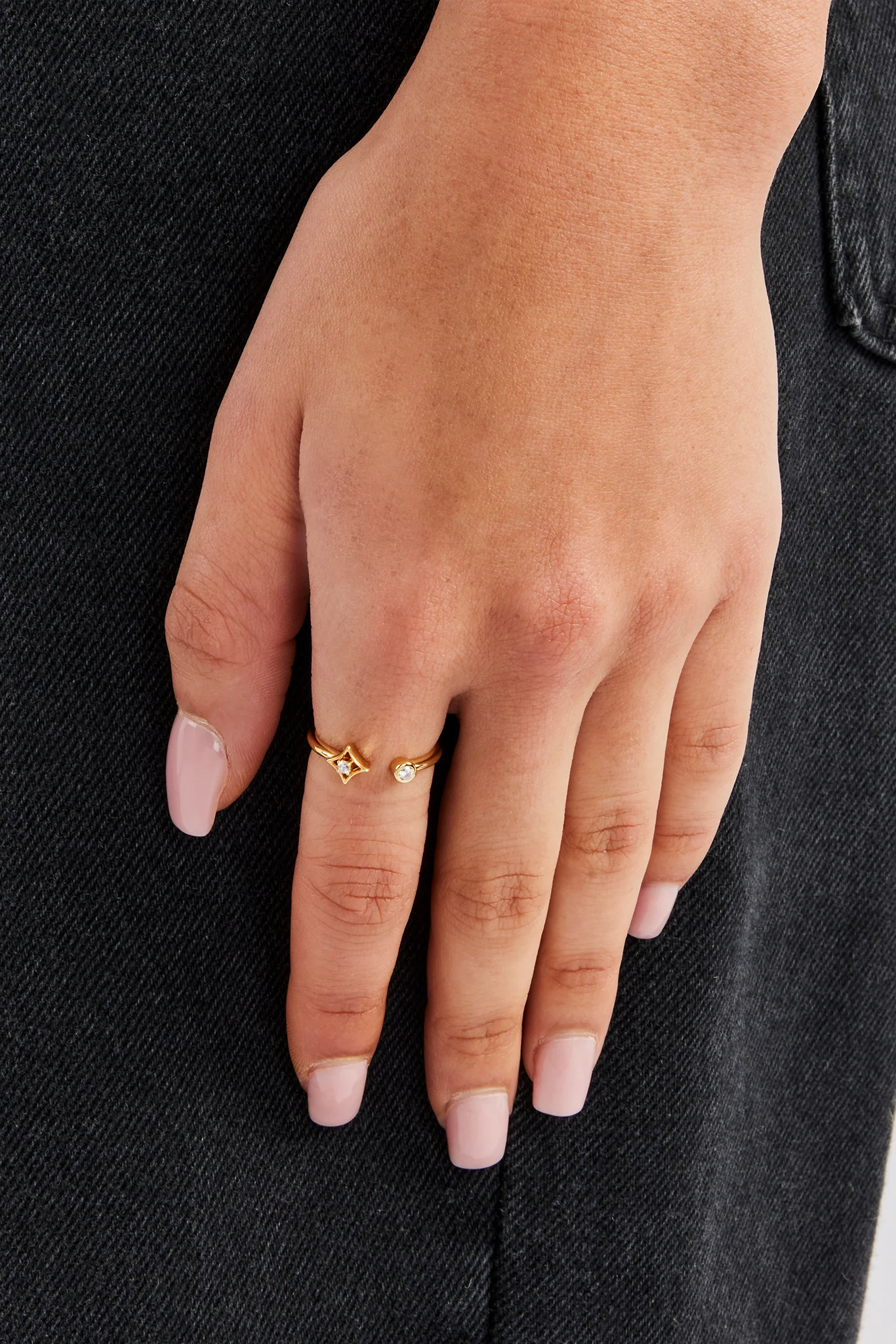 Cut Out Cz Star Motif Ring - 8mm - Image 2