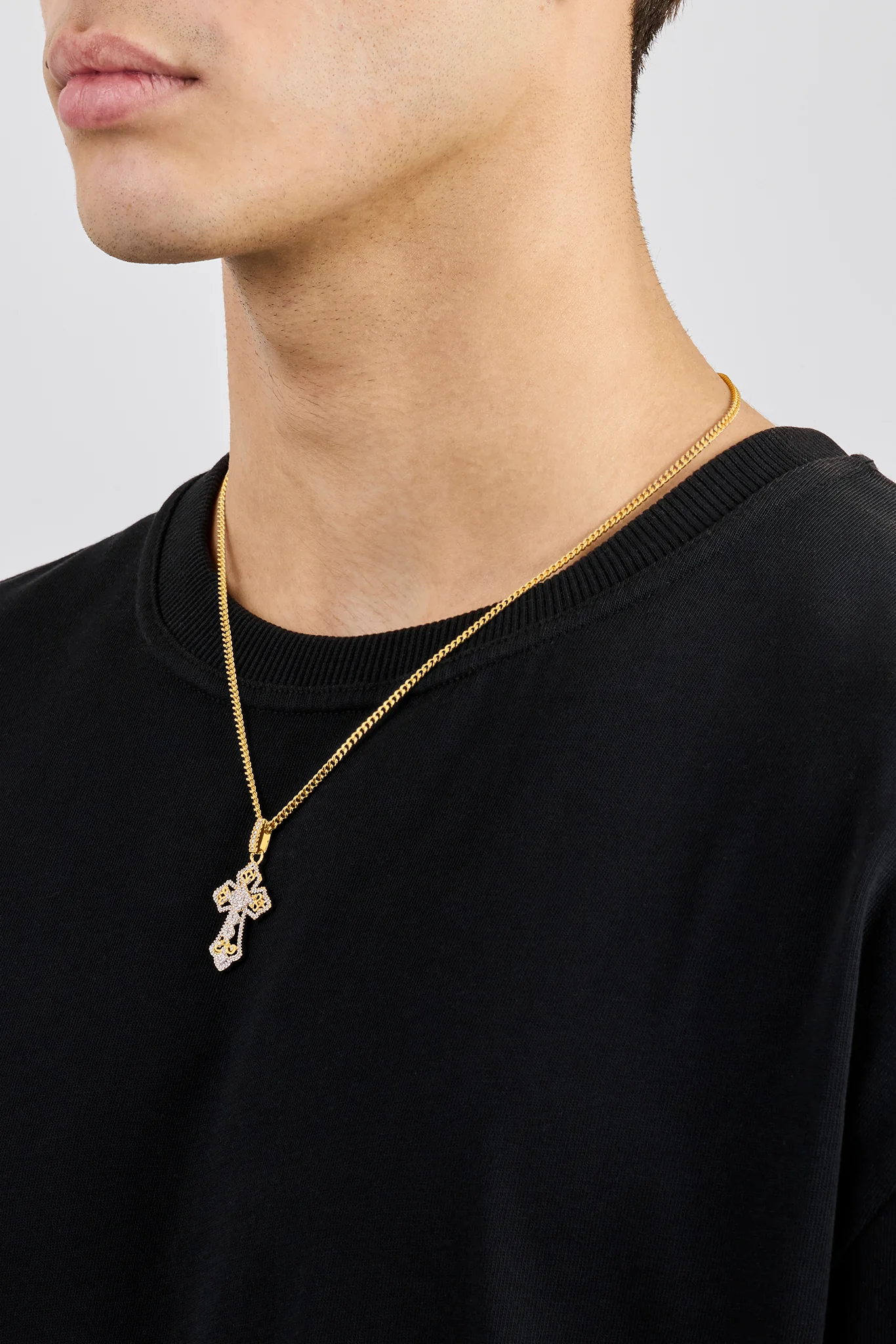 Detailed Cross Pendant Necklace - 20mm - Gold - Image 4