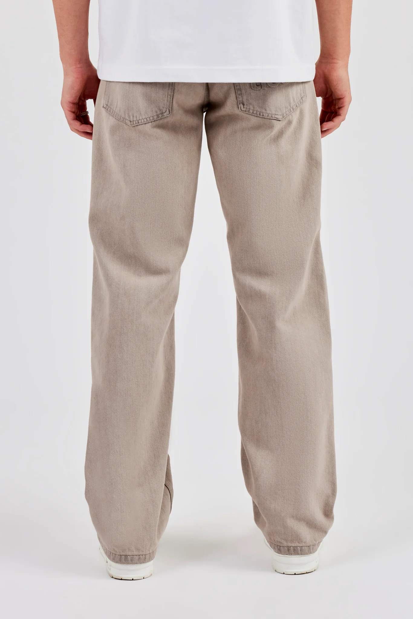 Embossed Relaxed Jean - Washed Stone - Image 3