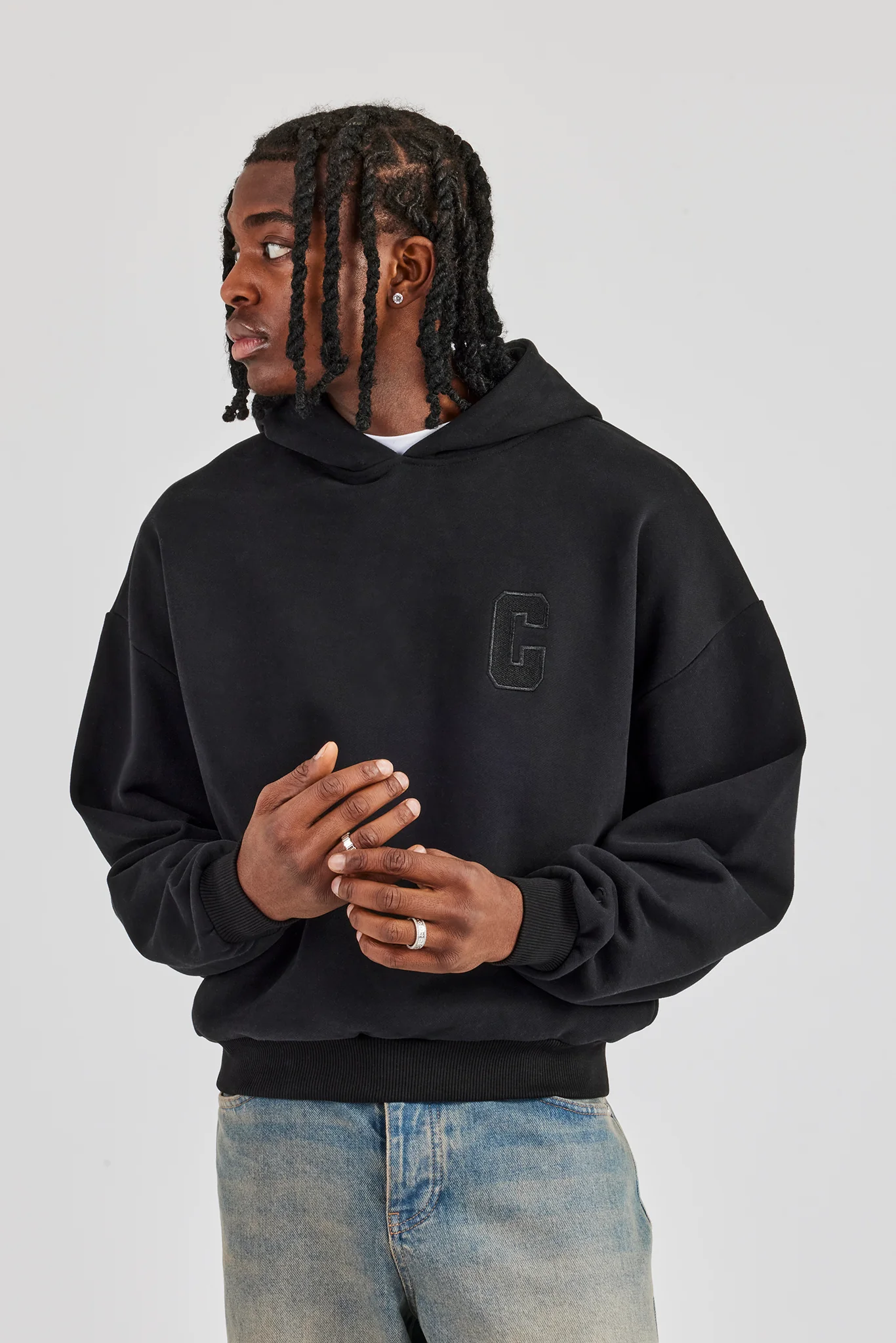 Embroidered C Boxy Hoodie - Black - Image 4