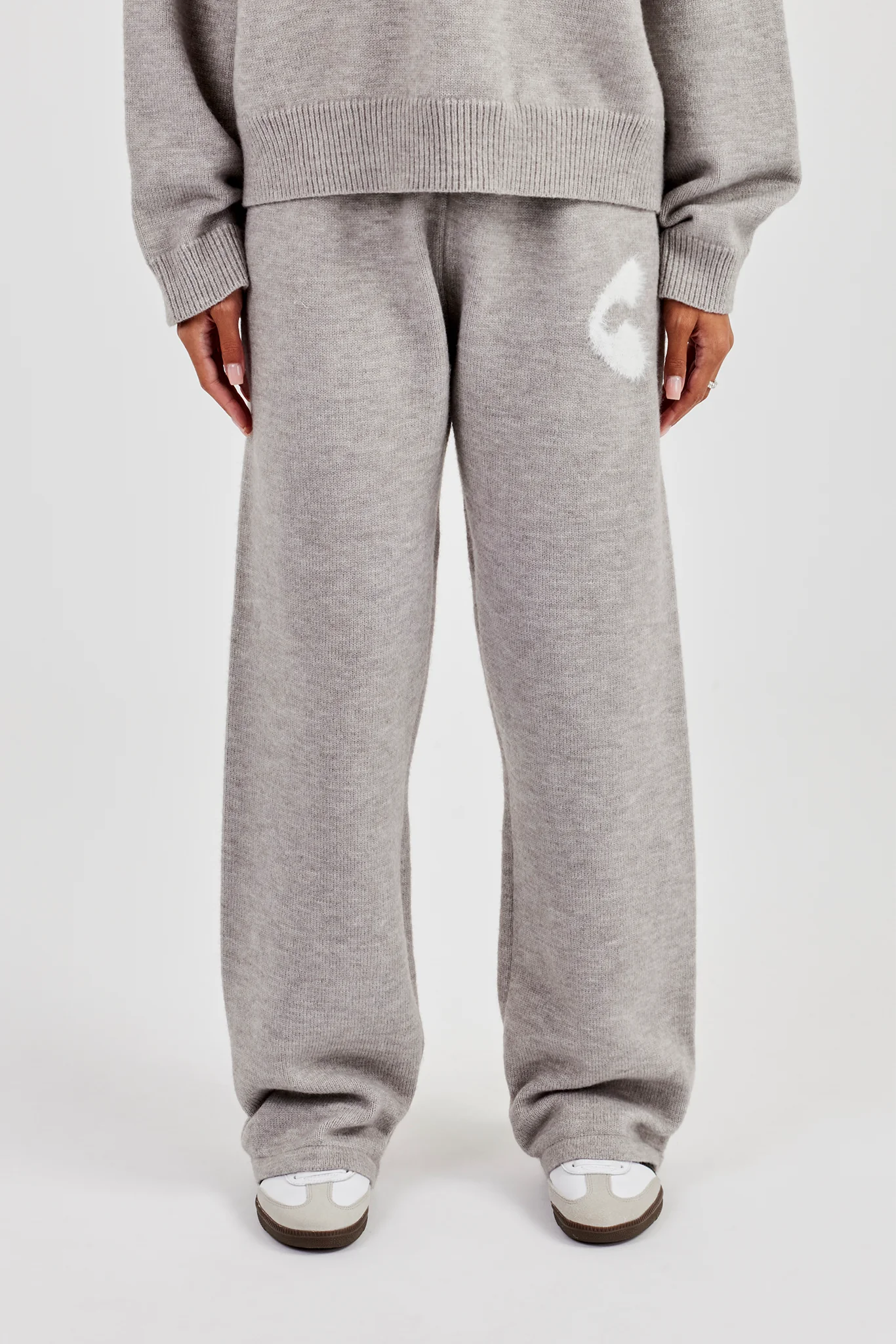 Fluffy Intarsia Wide Leg Jogger - Grey - Image 2
