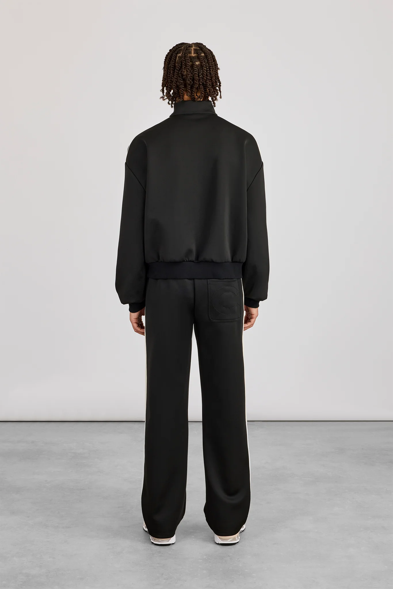 Half Zip Funnel Neck With Side Panel & Relaxed Jogger - Black - Image 3