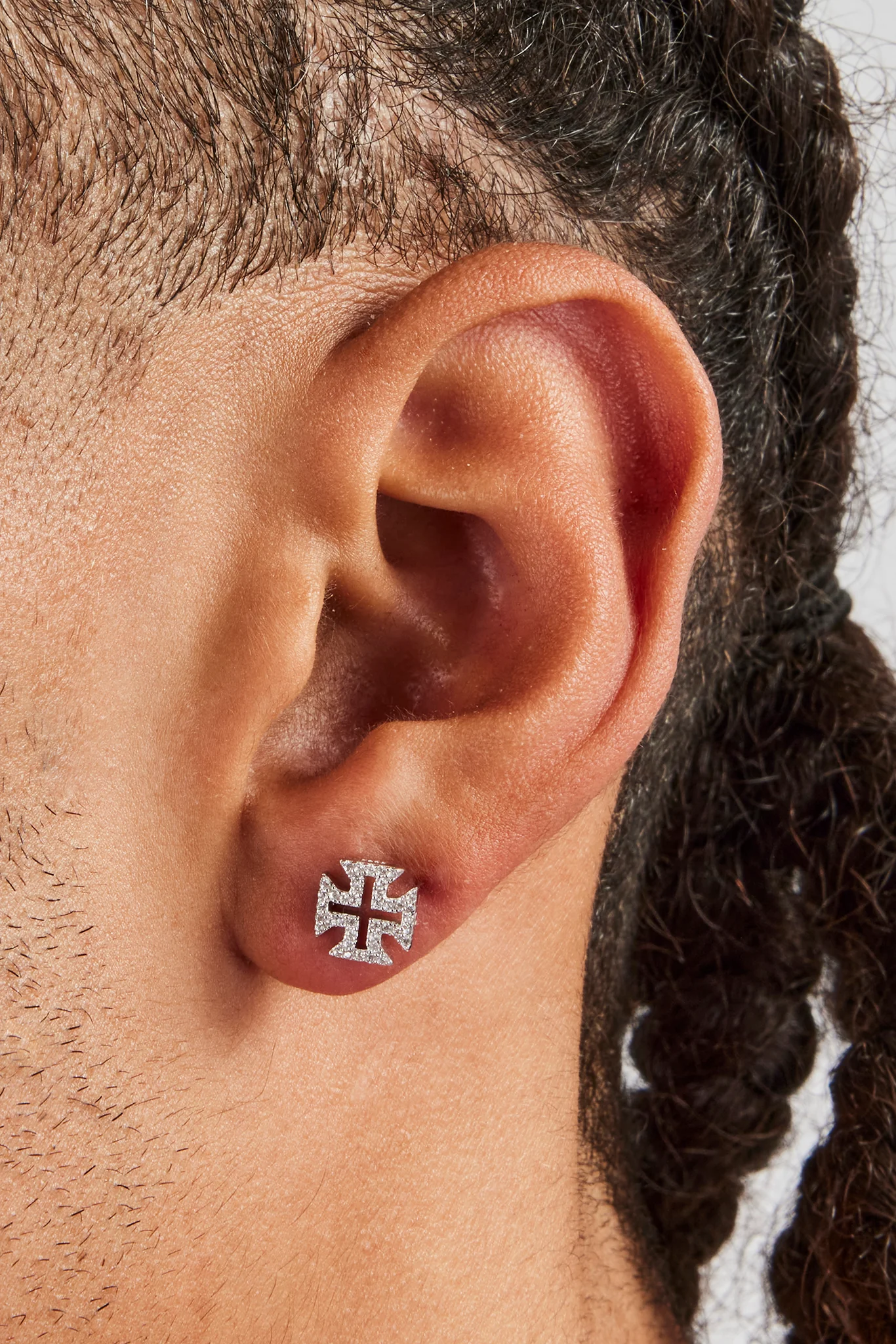 Iced Cross Motif Outline Stud Earrings - 8mm - Image 2
