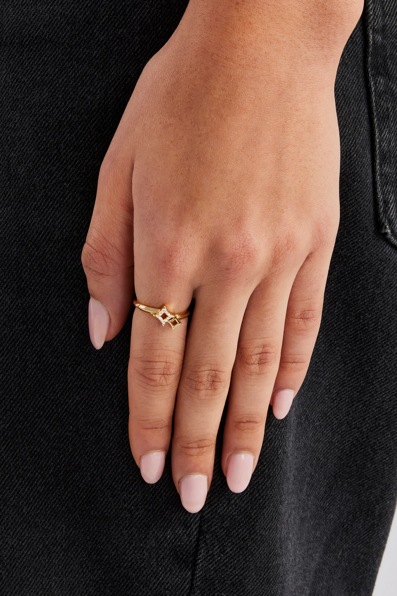 Iced Layered Cut Out Star Motif Ring - 8mm - Image 2