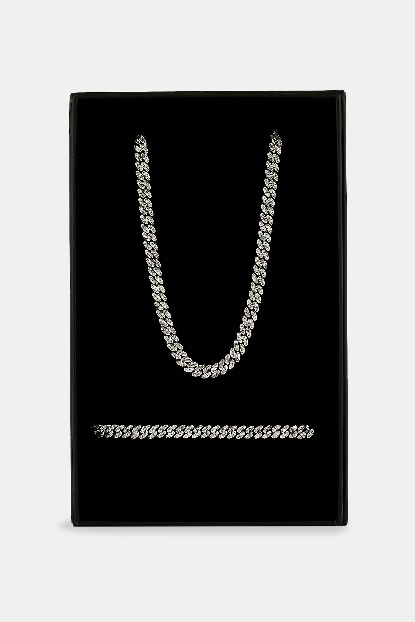 Iced Out Cuban Chain & Bracelet - 6mm - Image 4