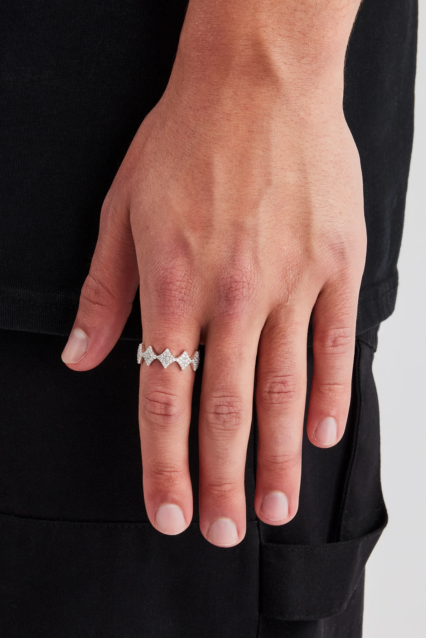 Iced Star Connecting Motif Ring - 8mm - Image 2