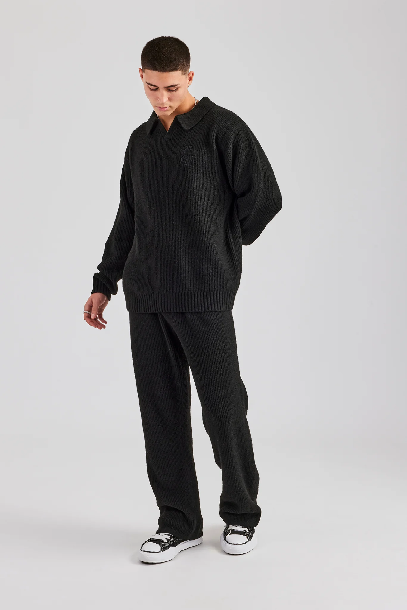 Knit Collared Sweat & Split Hem Jogger - Black - Image 2