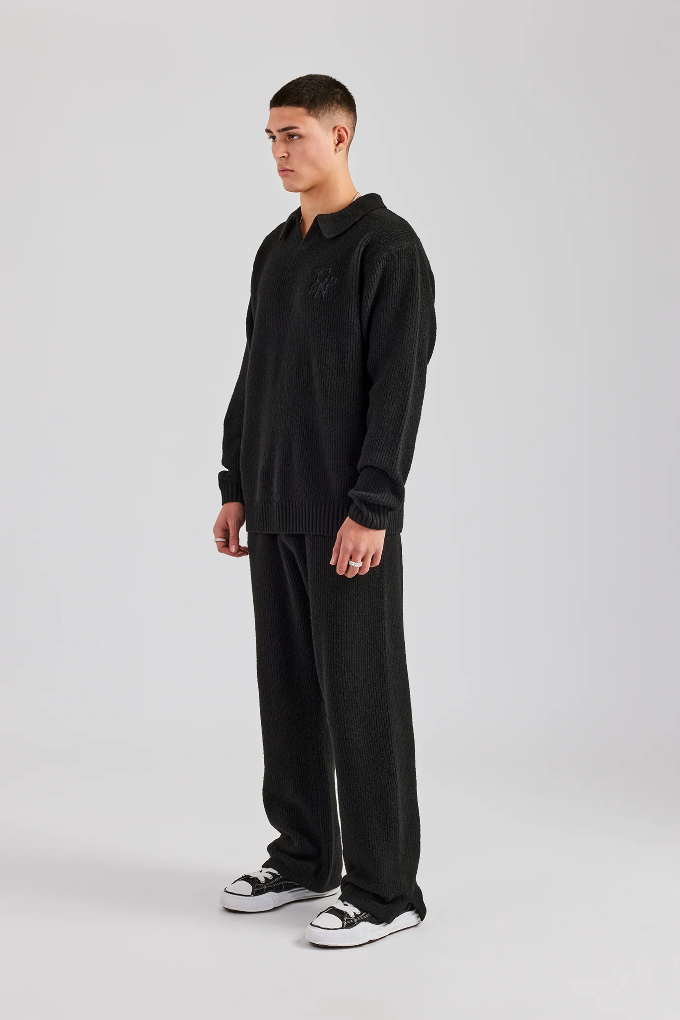 Knit Collared Sweat & Split Hem Jogger - Black - Image 5