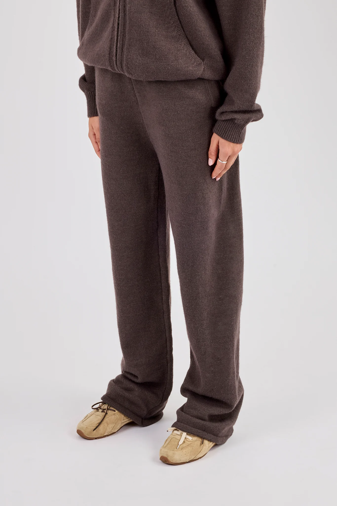 Knitted Cernucci Back Detail Wide Leg Jogger - Brown - Image 2