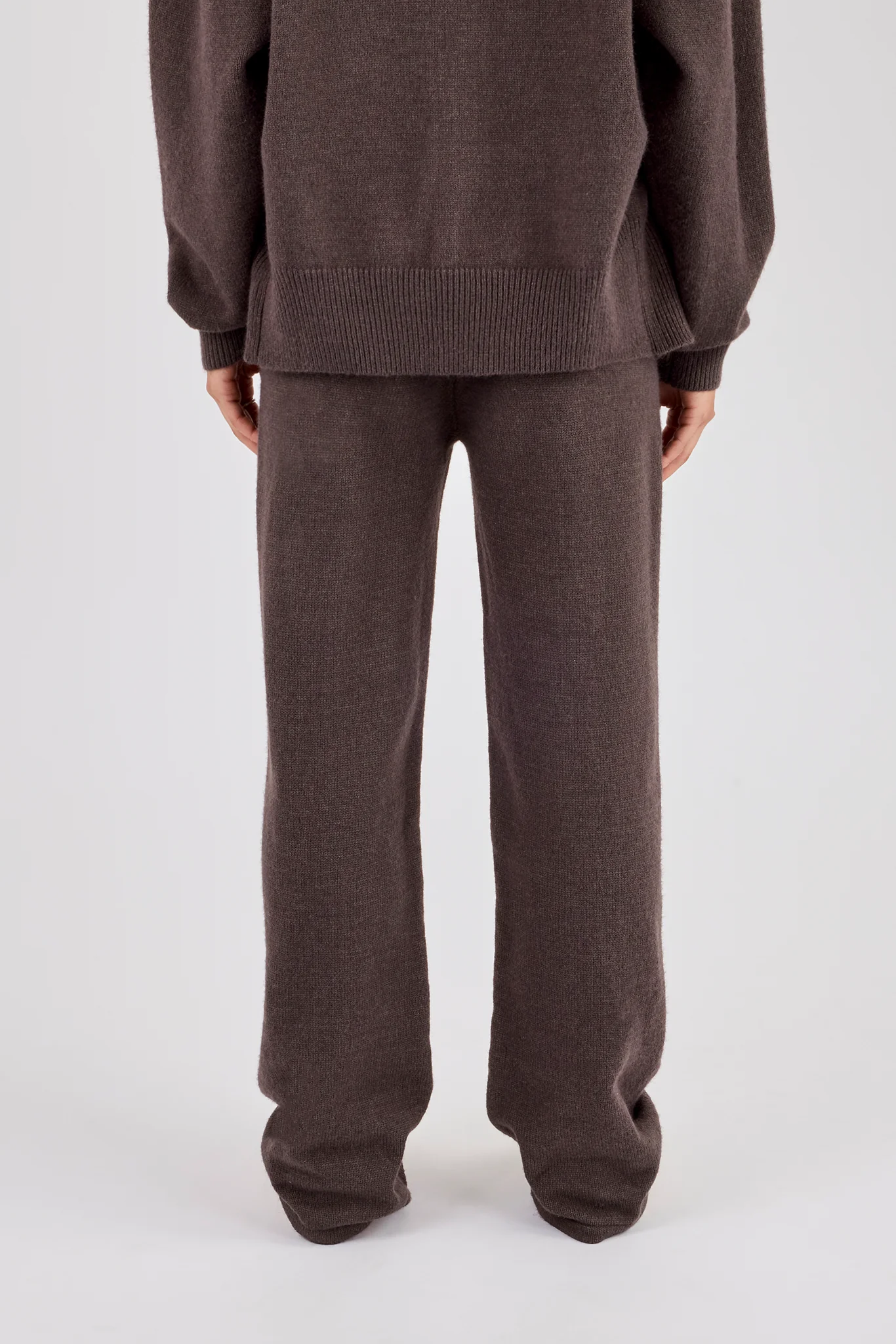 Knitted Cernucci Back Detail Wide Leg Jogger - Brown - Image 4