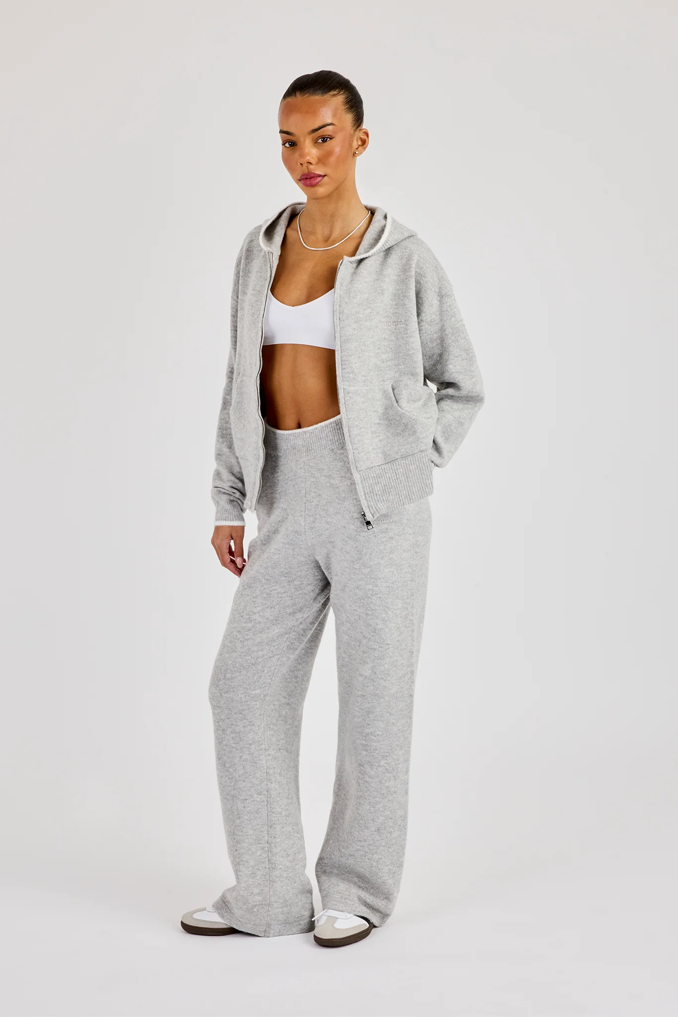 Knitted Jogger With Contrast Tipping - Grey - Image 4