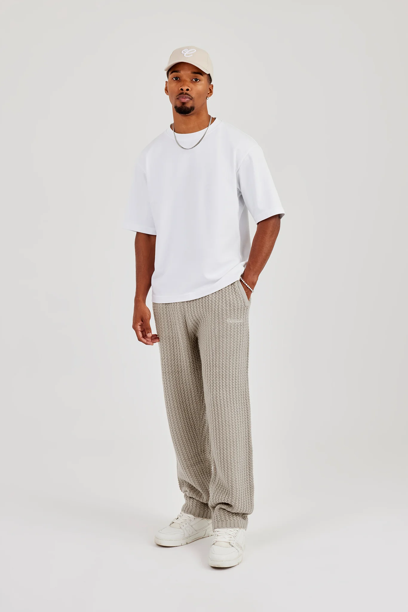 Knitted Relaxed Jogger - Taupe - Image 2