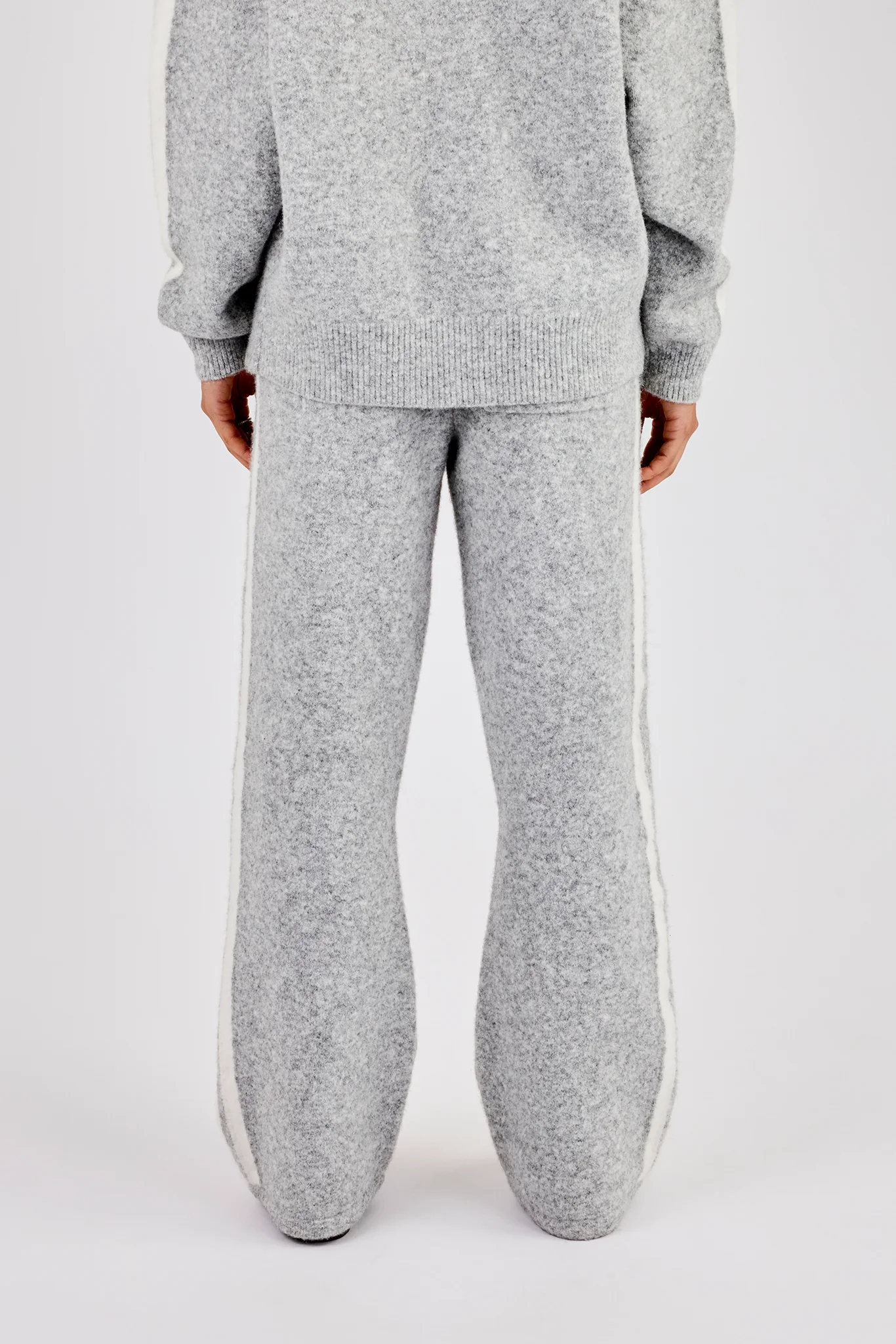 Knitted Stripe Wide Leg Jogger - Grey - Image 4