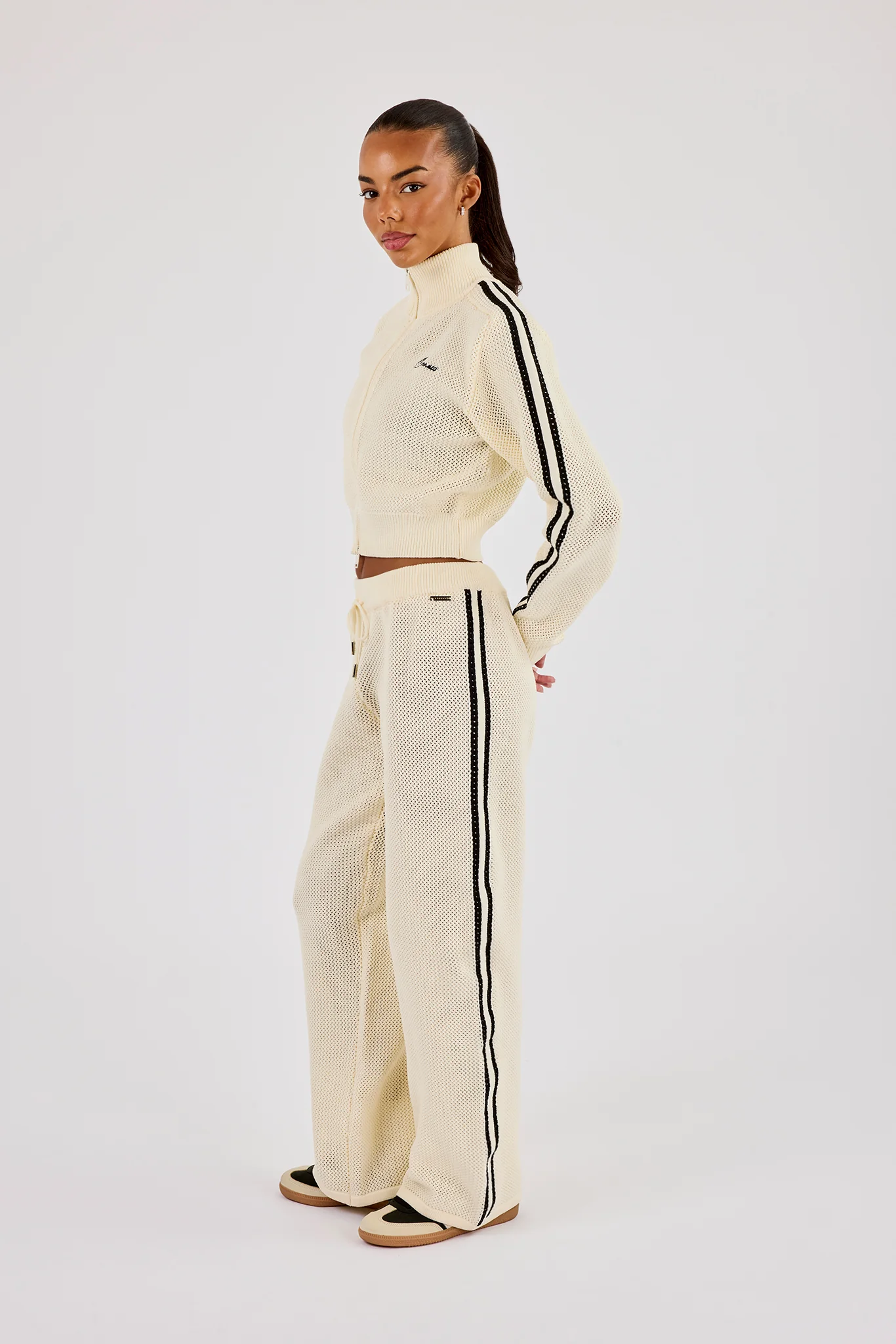Knitted Taping Wide Leg Jogger - Off White - Image 5